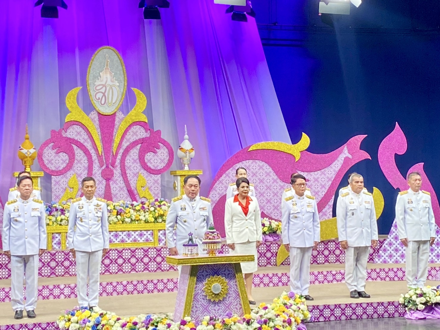 พช.ขอนแก่น : ร่วมบันทึกเทปถวายพระพรชัยมงคล สมเด็จพระนางเจ้าสุทิดา พัชรสุธาพิมลลักษณ พระบรมราชินี เนื่องในโอกาสวันเฉลิม พระชนมพรรษา 3 มิถุนายน 2568 เพื่อแสดงความจงรักภักดีและสำนึกในพระมหากรุณาธิคุณ วันนี้ (23 พฤษภาคม 2568) ณ ส่วนบริหารกิจการโทรทัศน์ ภาคตะวันออกเฉียงเหนือ จังหวัดขอนแก่น สำนักงานประชาสัมพันธ์ที่ 1 ขอนแก่น