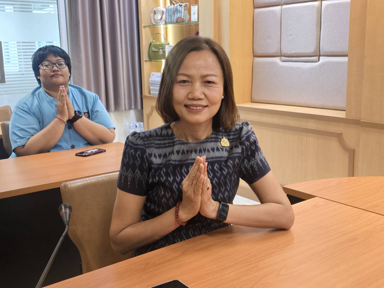 สำนักงานพัฒนาชุมชนจังหวัดขอนแก่นพร้อมทั้งบุคลากรในสังกัด เข้าร่วมพิธีเจริญพระพุทธมนต์ เจริญจิตตภาวนา (ออนไลน์) และร่วมจัดกิจกรรม “รวมพลังสร้างสัปปายะสู่วัดด้วยวิถี 5ส” (Big Cleaning Day) เพื่อเฉลิมพระเกียรติและถวายเป็นพระราชกุศลแด่สมเด็จพระนางเจ้า ฯ พระบรมราชินี เนื่องในโอกาสวันเฉลิมพระชนมพรรษา 3 มิถุนายน 2568
