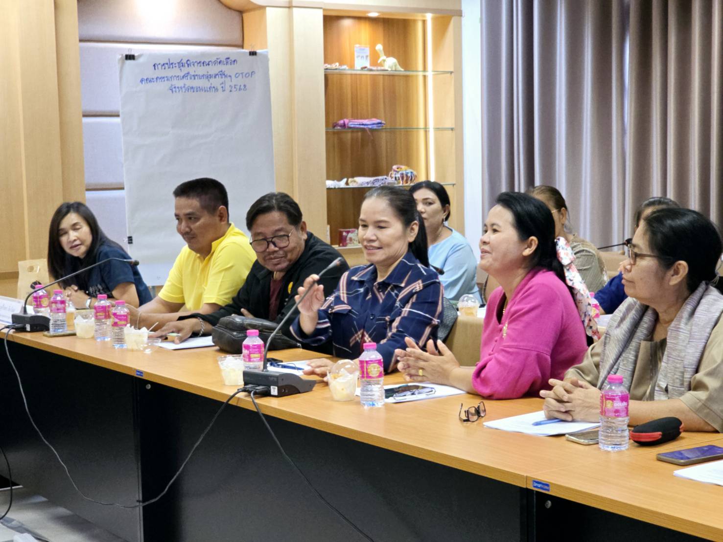 พช.ขอนแก่น : จัดประชุมเครือข่ายกลุ่มอาชีพ และผู้ผลิต ผู้ประกอบการหนึ่งตำบล หนึ่งผลิตภัณฑ์ จังหวัดขอนแก่น ครั้งที่ 1/2568 และคัดเลือก OTOP ร่วมงาน OTOP Midyear 2025