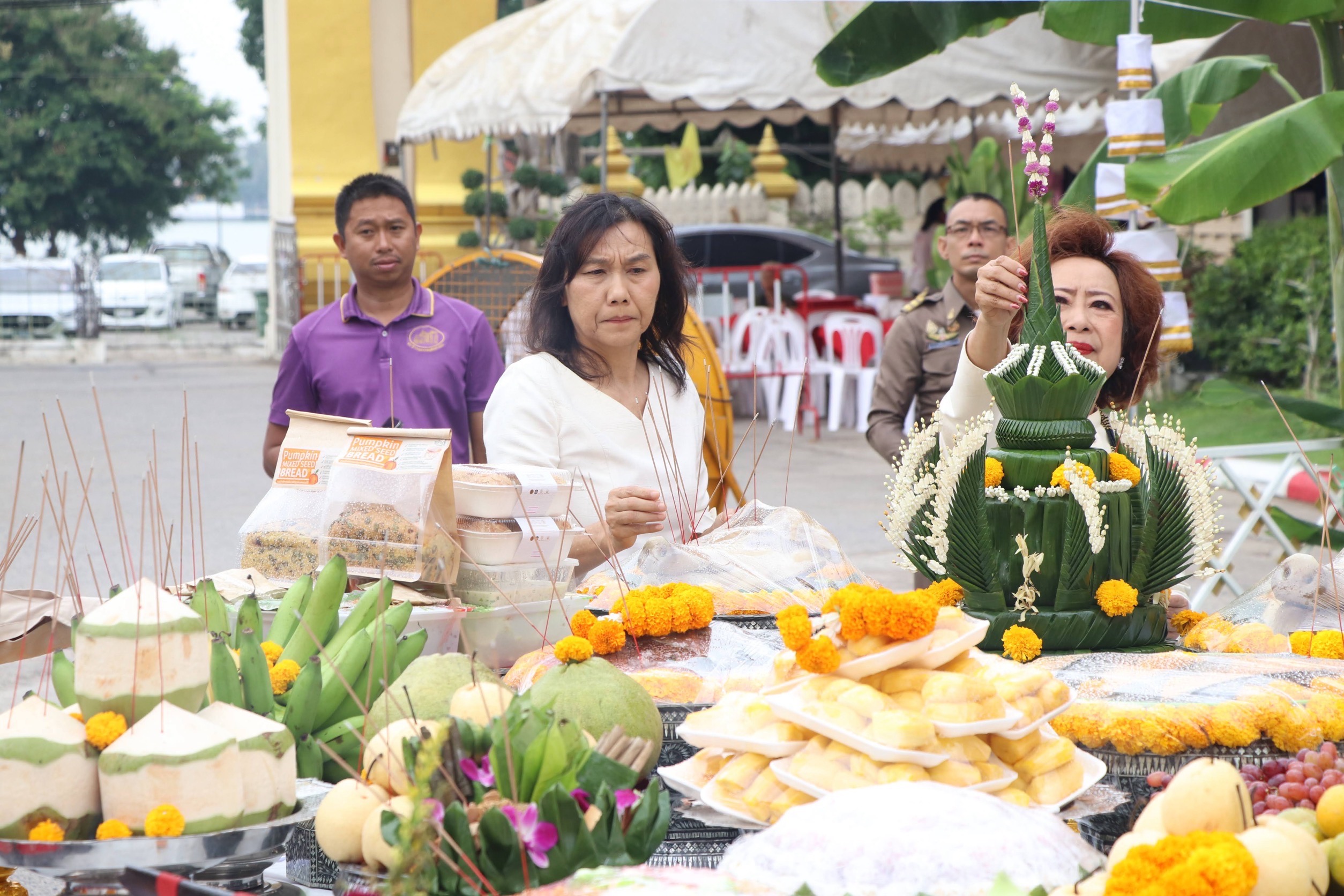 จังหวัดขอนแก่น : จัดพิธีบวงสรวงสิ่งศักดิ์สิทธิ์ในพิธีการศพที่ได้รับพระราชทาน