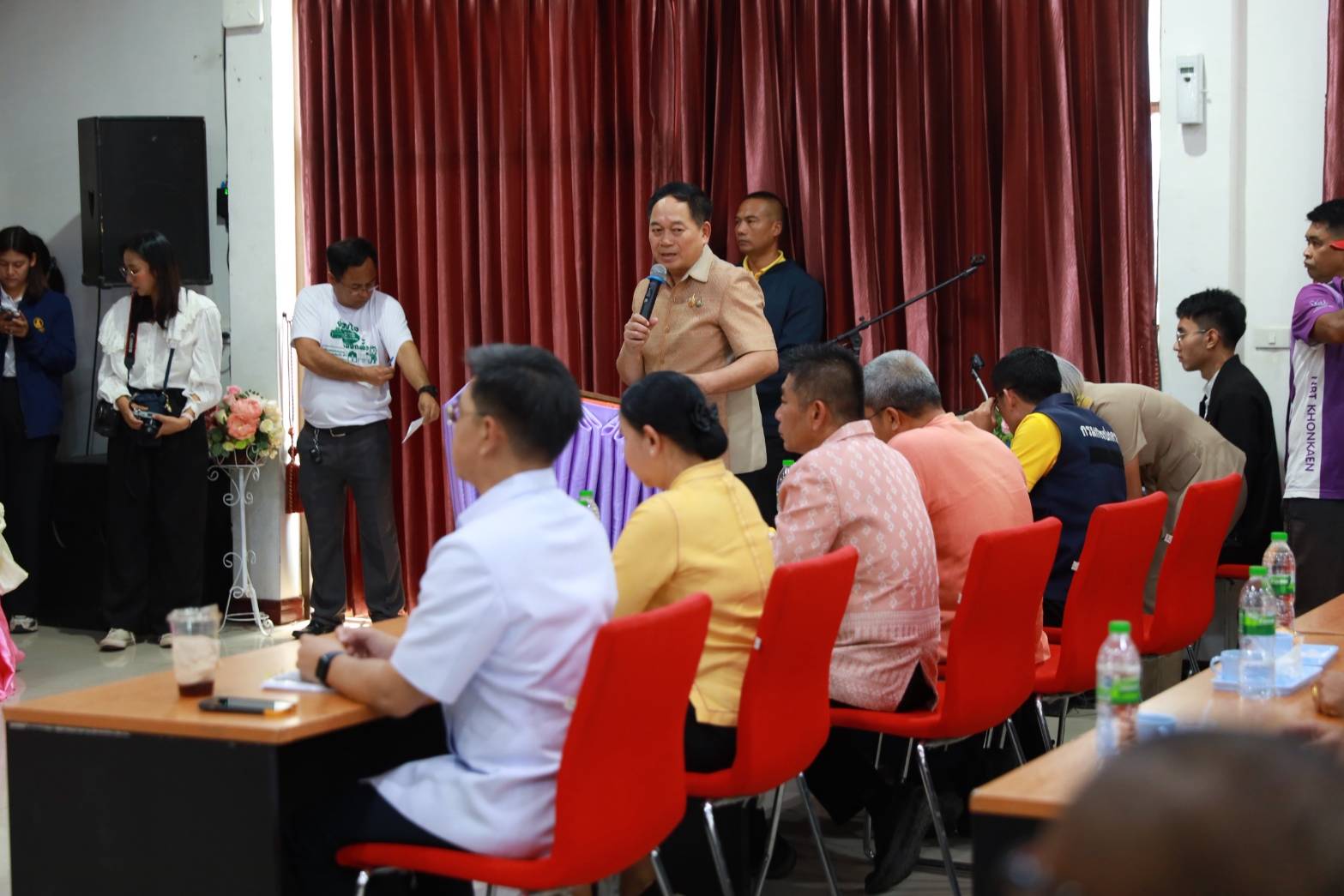 พช.ขอนแก่น ร่วมลงพื้นที่ตรวจเยี่ยม ศูนย์พักคอยผู้ผ่านการบำบัดยาเสพติด อำเภอเมืองขอนแก่น
