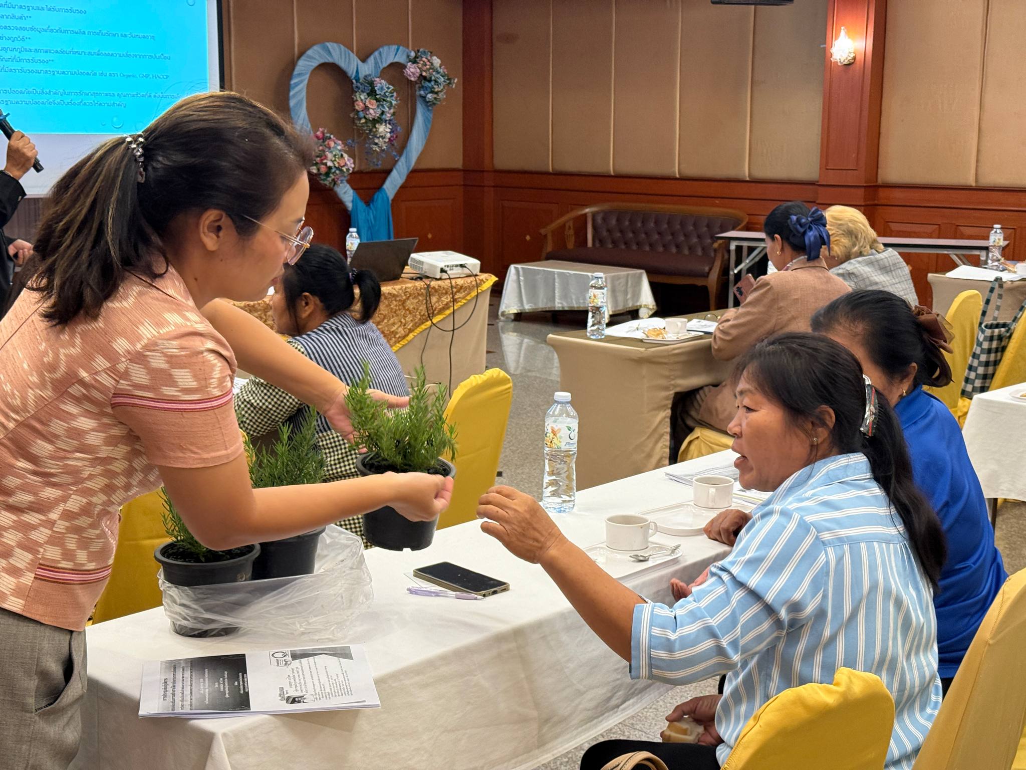 จังหวัดขอนแก่น : ดำเนินโครงการประชุมเชิงปฏิบัติการส่งเสริมการสร้างรายได้จากกิจการอาหารปลอดภัยระดับจังหวัด ประจำปีงบประมาณ พ.ศ. 2568 ระหว่างวันที่ 22 – 23 พฤษภาคม 2568 ณ ห้องอัพทาวน์ โรงแรมขอนแก่นโฮเต็ล ตำบลในเมือง อำเภอเมืองขอนแก่น จังหวัดขอนแก่น