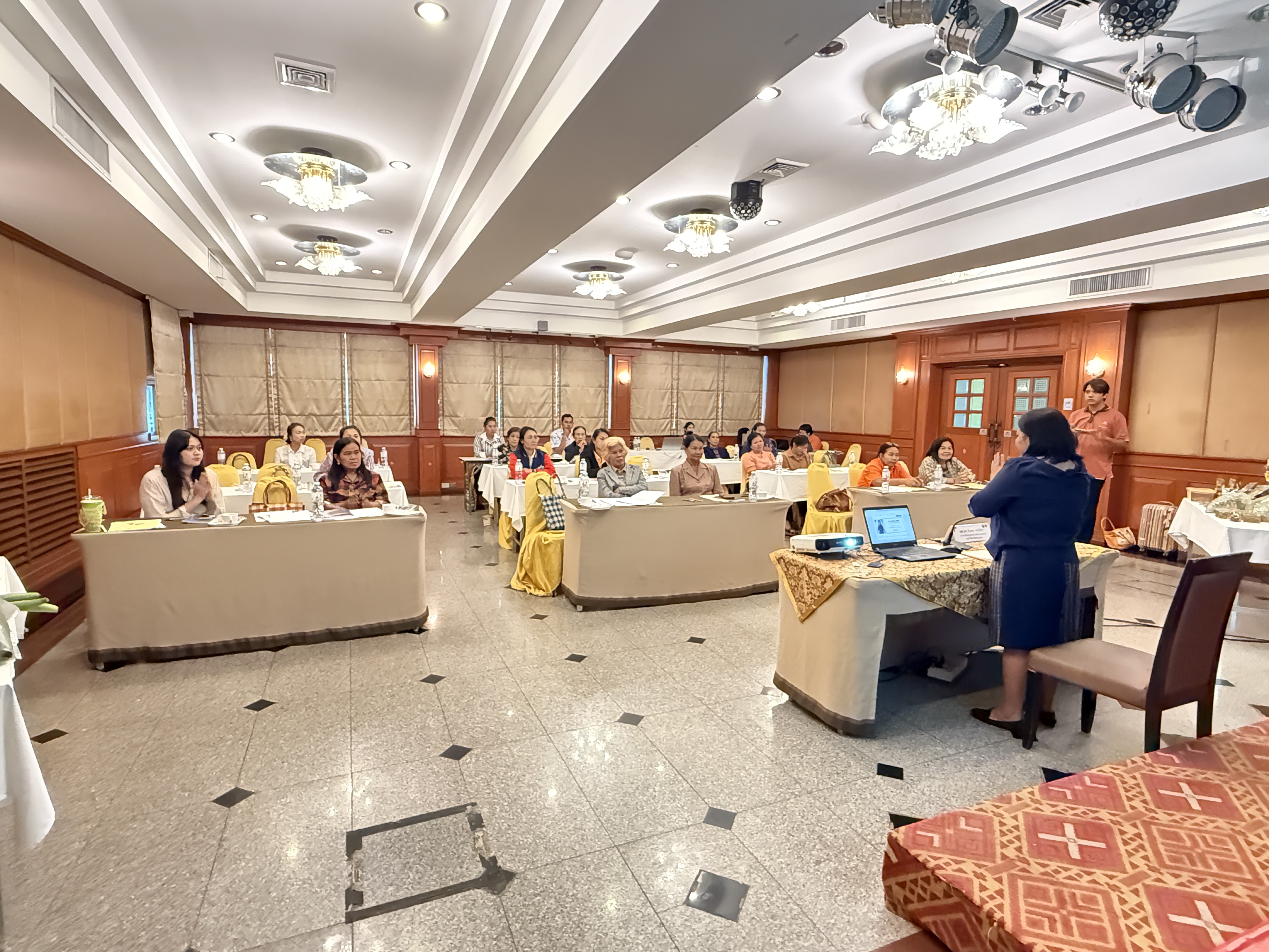 จังหวัดขอนแก่น : ดำเนินโครงการประชุมเชิงปฏิบัติการส่งเสริมการสร้างรายได้จากกิจการอาหารปลอดภัยระดับจังหวัด ประจำปีงบประมาณ พ.ศ. 2568
