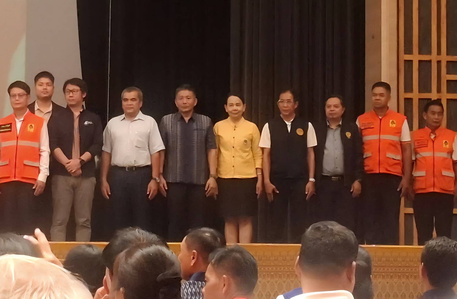 พช.ขอนแก่น : ร่วมต้อบรับ รมช.มหาดไทย ประชุมเพิ่มประสิทธิภาพการเฝ้าระวังและแจ้งเตือนสาธารณภัยในพื้นที่จังหวัดขอนแก่น