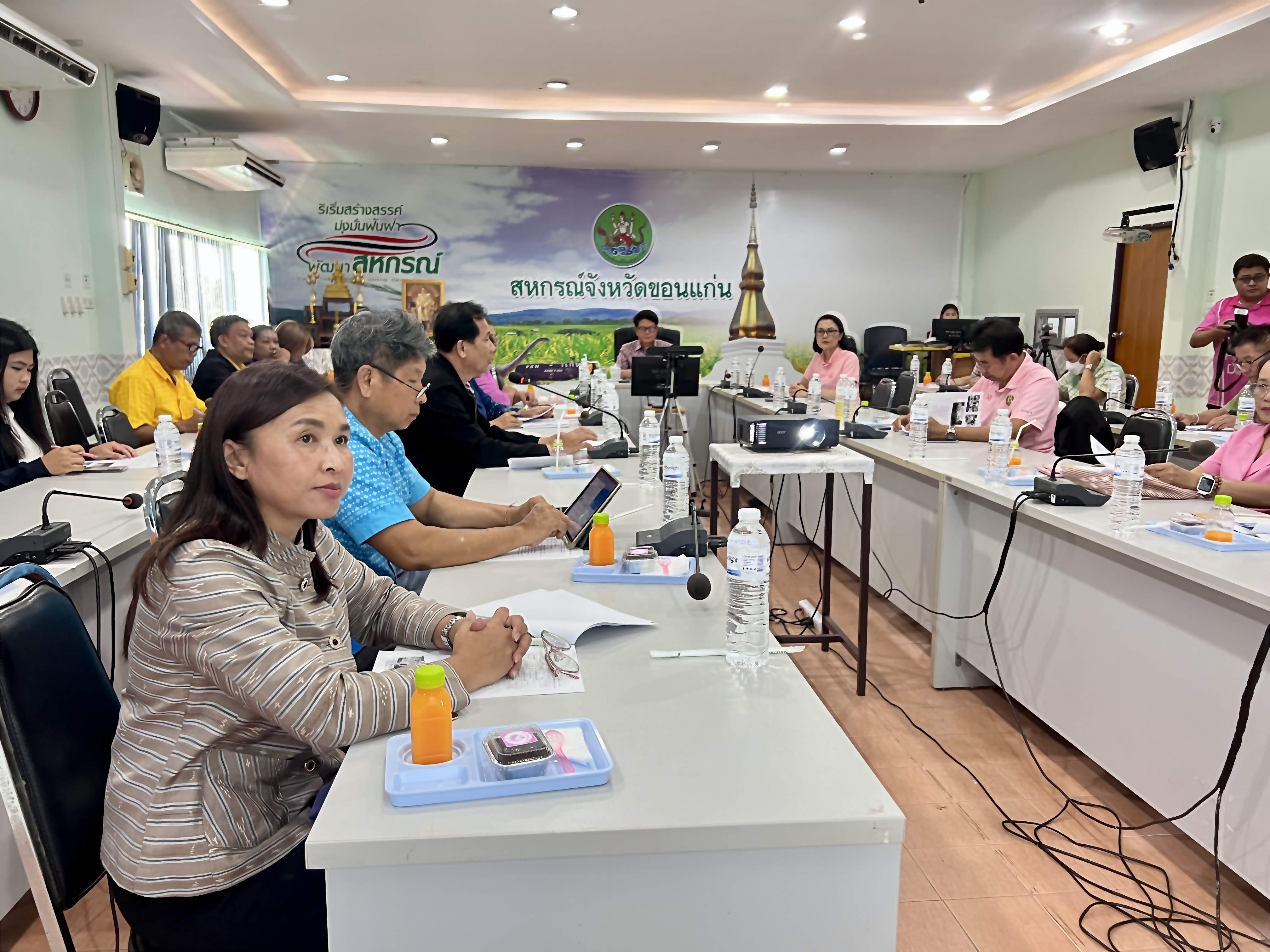 พช.ขอนแก่น : เข้าร่วมประชุมคณะทำงานส่งเสริมพัฒนาอาชีพและการตลาดภายใต้คณะอนุกรรมการนโยบายที่ดิน จังหวัดขอนแก่น (คทช.จังหวัดขอนแก่น)