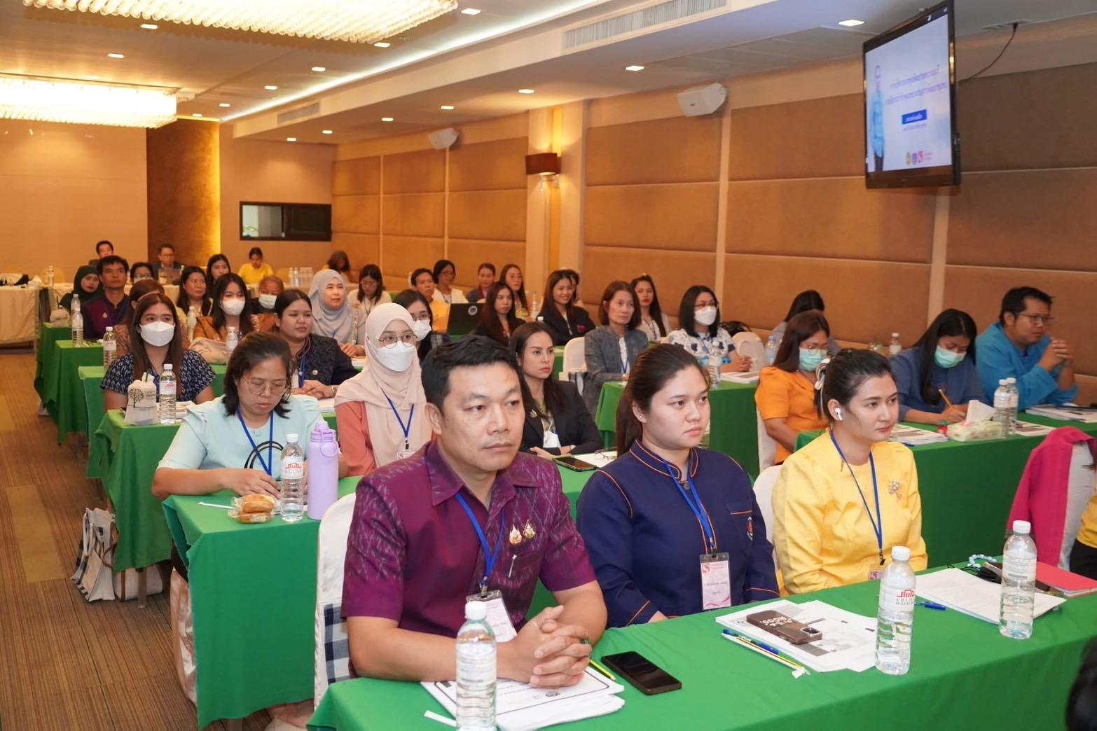 พช.ขอนแก่น : ร่วมโครงการดังกล่าวมีวัตถุประสงค์เพื่อทบทวนแผนยุทธศาสตร์การบริหารทรัพยากรบุคคล กองทุนพัฒนาบทบาทสตรี พ.ศ. 2567 – 2570 และจัดทำแผนปฏิบัติการบริหารทรัพยากรบุคคล กองทุนพัฒนาบทบาทสตรี ประจำปีบัญชี 2569