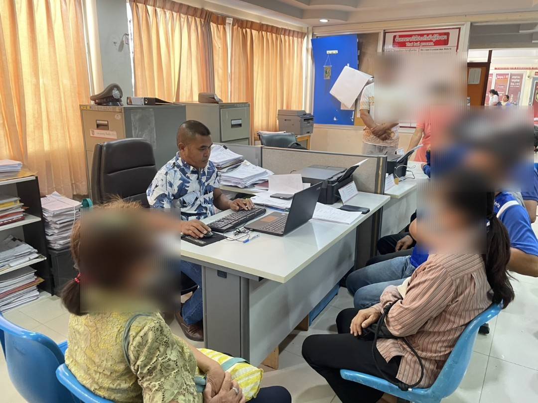 พช.ขอนแก่น : ลงพื้นที่ติดตาม จากกรณีปัญหาข้อพิพาทเรื่องเงินกลุ่มออมทรัพย์บ้านหนองดู่ หมู่ที่ 9 ต.ลอมคอม อ.พล จ.ขอนแก่น
