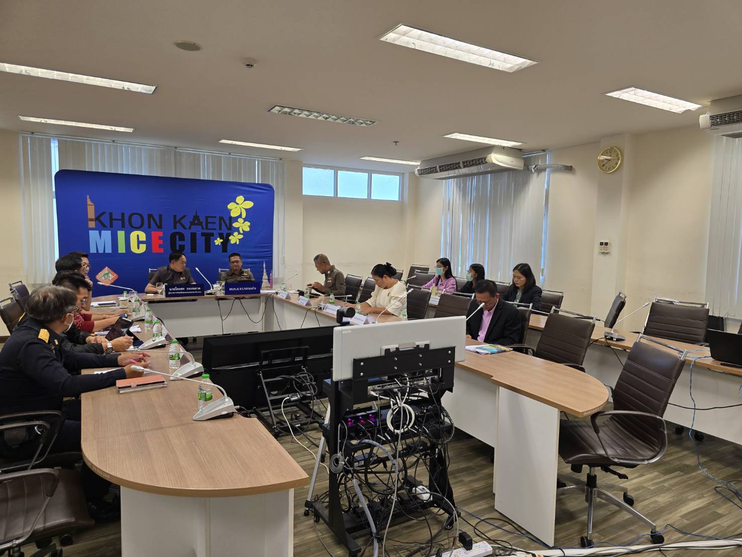 พช.ขอนแก่น : ร่วมประชุมศูนย์ปฏิบัติการติดตามเร่งรัดการบำบัดรักษา ฟื้นฟูสภาพทางสังคม ป้องกันและปราบปรามยาเสพติด (ศปก.ครส.) ครั้งที่ 9/2568
