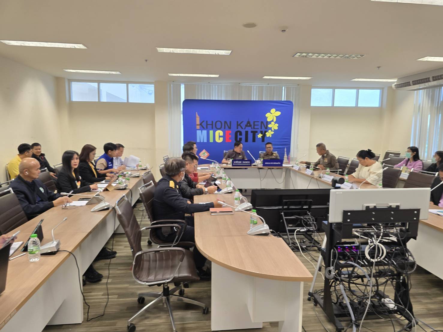 พช.ขอนแก่น : ร่วมประชุมศูนย์ปฏิบัติการติดตามเร่งรัดการบำบัดรักษา ฟื้นฟูสภาพทางสังคม ป้องกันและปราบปรามยาเสพติด (ศปก.ครส.) ครั้งที่ 9/2568