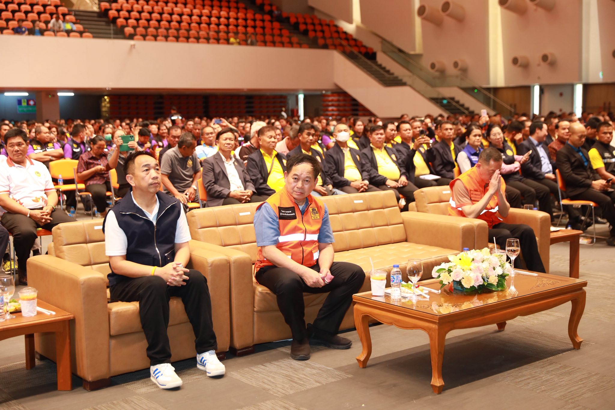 พช.ขอนแก่น : ร่วมต้อบรับ รมช.มหาดไทย ประชุมเพิ่มประสิทธิภาพการเฝ้าระวังและแจ้งเตือนสาธารณภัยในพื้นที่จังหวัดขอนแก่น