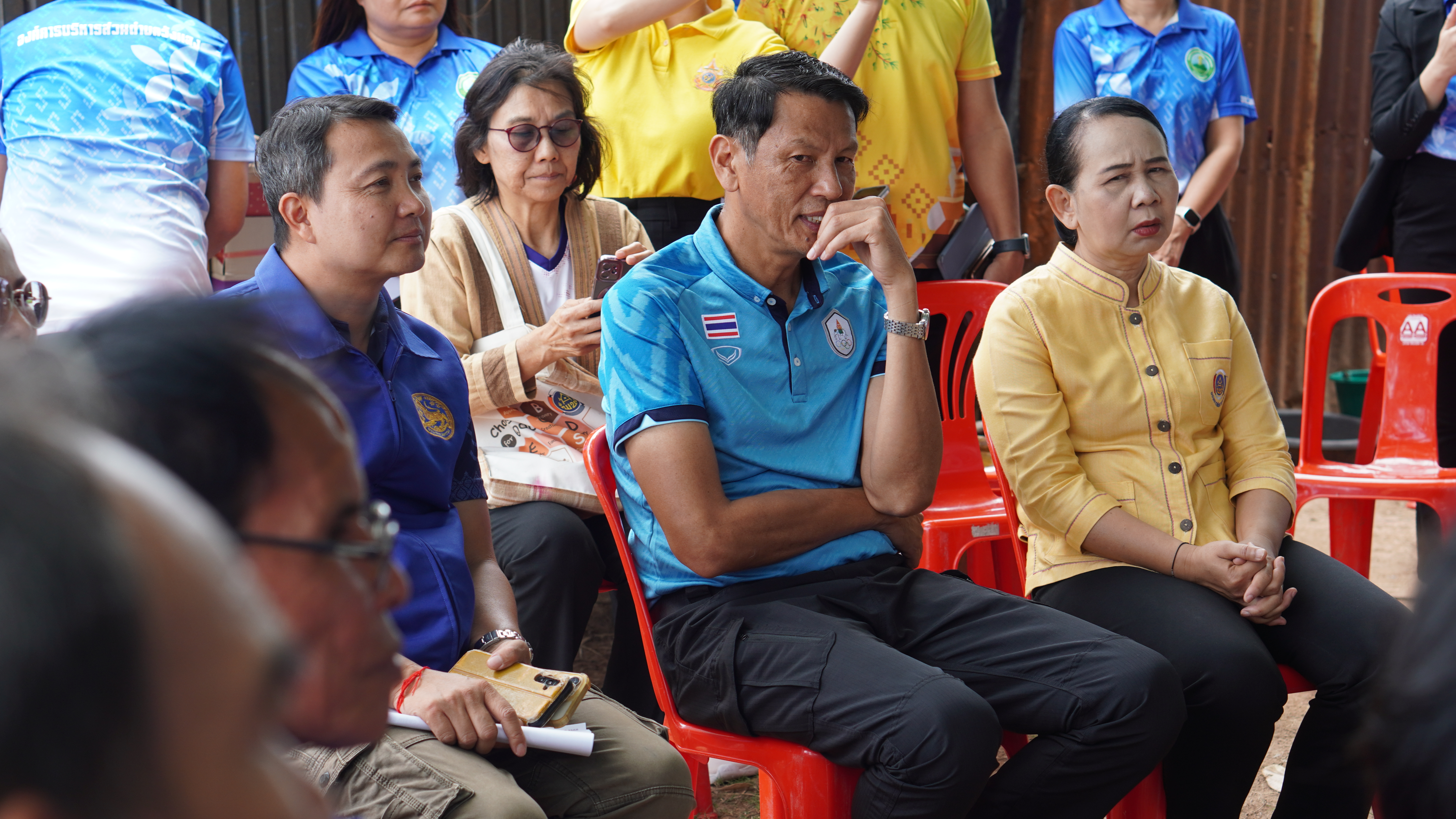 พช.ขอนแก่น : รอง ผู้ว่าฯ ขอนแก่น นำทีม ศจพ.จ. ลงพื้นที่ติดตามการแก้ไขปัญหาความยากจนในระดับพื้นที่ และเยี่ยมให้กำลังใจครัวเรือนตกเกณฑ์ในมิติต่าง ๆ ณ พื้นที่ อำเภอบ้านไผ่และอำเภอชนบท