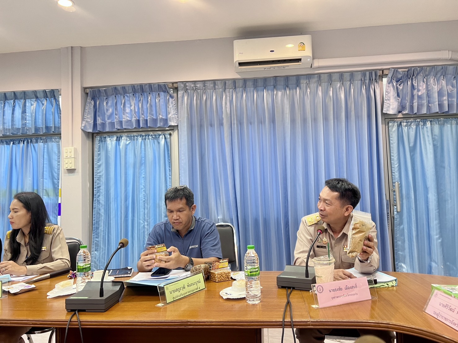 พช.ขอนแก่น : เข้าร่วมประชุมคณะกรรมการรับรองมาตรฐานผลิตภัณฑ์ชุมชนจังหวัดขอนแก่น ครั้งที่ ขก 27-2/2568