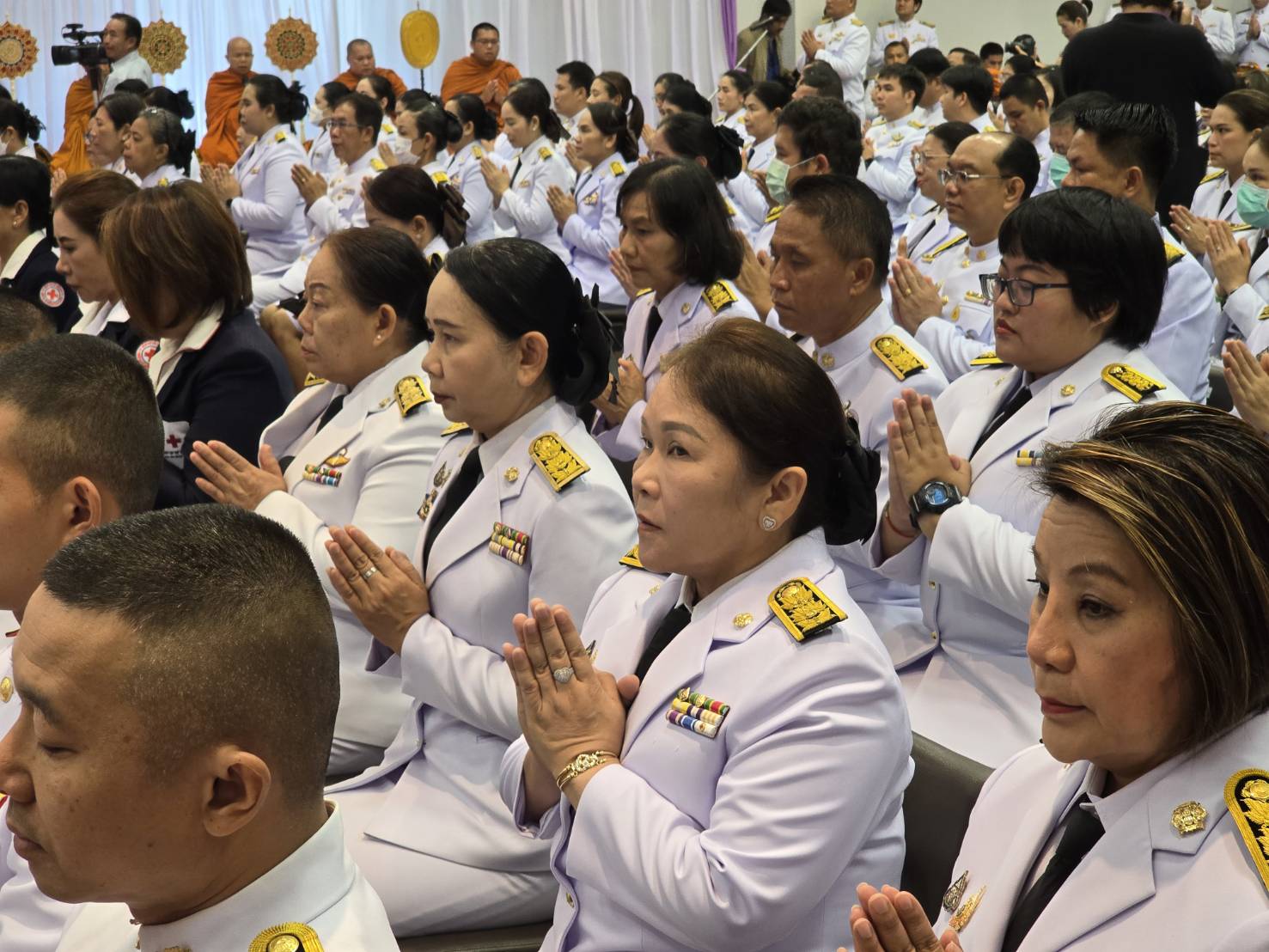 จังหวัดขอนแก่น : จัดพิธีทำบุญตักบาตรถวายพระราชกุศล เนื่องในโอกาสวันเฉลิมพระชนมพรรษา สมเด็จพระนางเจ้า ฯ พระบรมราชินี 3 มิถุนายน 2568