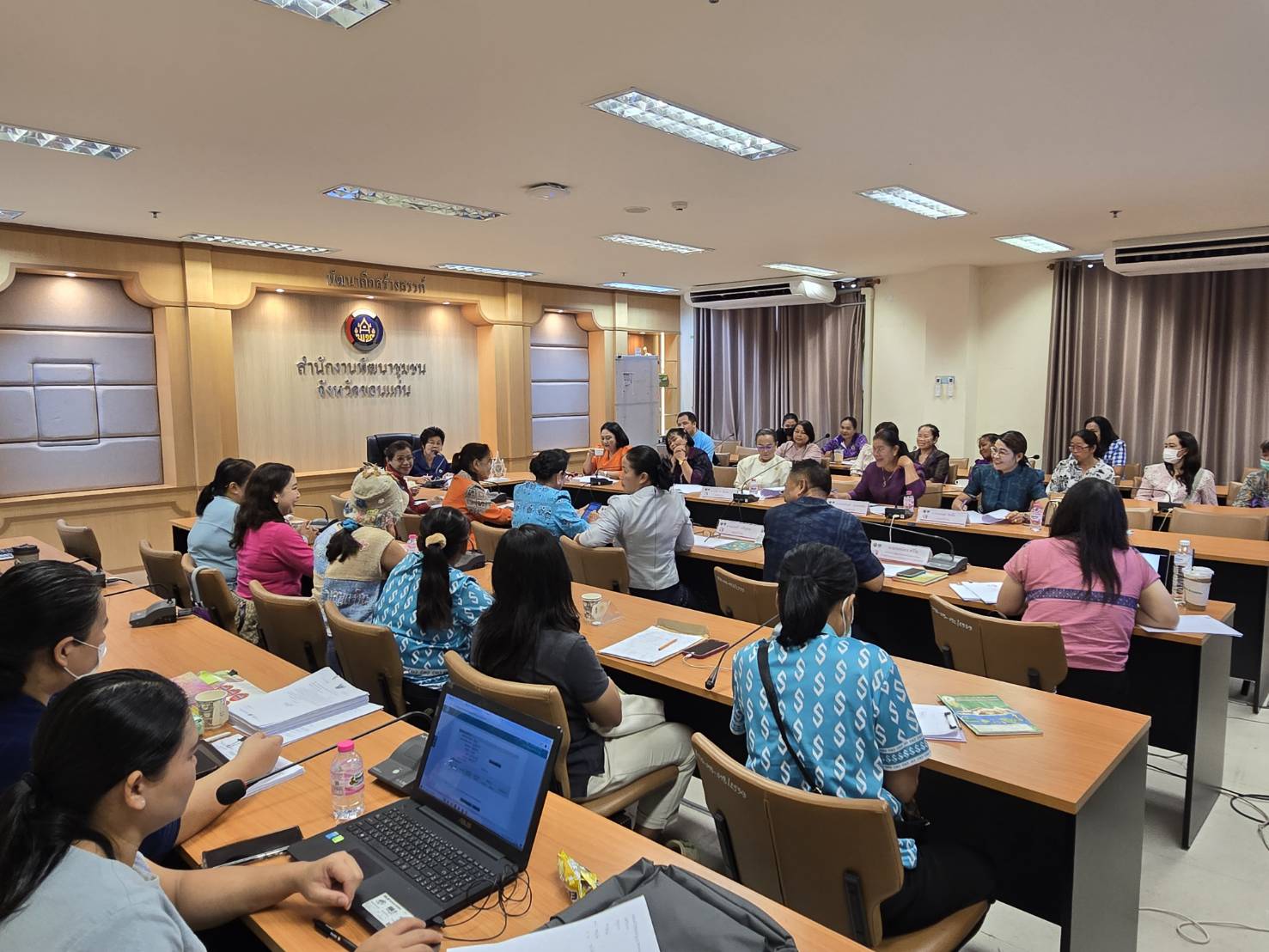 พช.ขอนแก่น : ประชุมคณะทำงานขับเคลื่อนกองทุนพัฒนาบทบาทสตรีจังหวัดขอนแก่น ครั้งที่ 6/2568