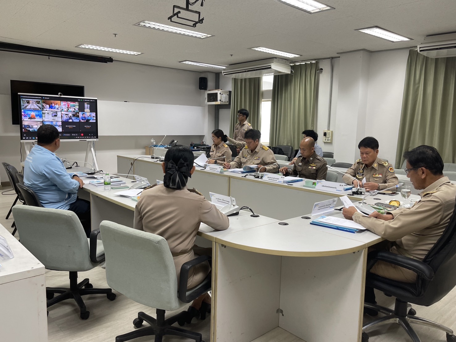 พช.ขอนแก่น : ดำเนินการคัดเลือกหมู่บ้านของแผ่นดินดีเด่นระดับจังหวัด ประจำปี พ.ศ. 2568 โดยการนำเสนอผ่านระบบการประชุมทางไกล Cisco WebEx