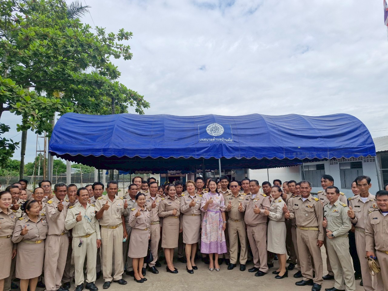 จังหวัดขอนแก่น : รัฐมนตรีช่วยว่าการกระทรวงมหาดไทย (นางสาวธีรรัตน์ สำเร็จวาณิชย์) ติดตามโครงการเครือข่ายกองทุนแม่ของแผ่นดินระดับจังหวัดหนุนเสริมสัมมาชีพชุมชนแก่เยาวชนกลุ่มเสี่ยงหรือผู้ผ่านการบำบัด คืนคนดีสู่สังคมอย่างยั่งยืน จังหวัดขอนแก่น