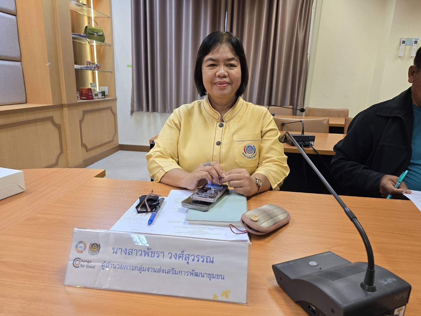 พช.ขอนแก่น : จัดประชุมคัดเลือกผู้ผลิต ผู้ประกอบการ OTOP เข้าร่วมงาน OTOP ศิลปาชีพ ประทีปไทย OTOP ก้าวไกลด้วยพระบารมี