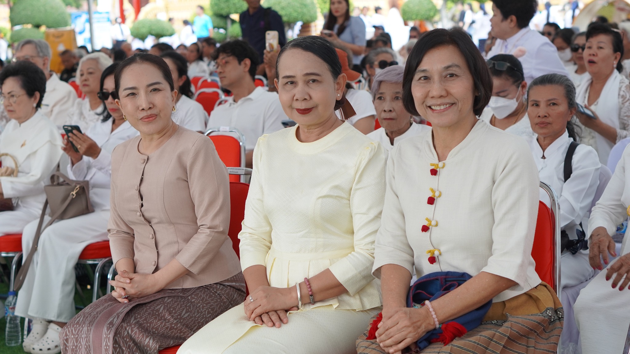 พช.ขอนแก่น : พิธีทำบุญฉลองอายุวัฒนมงคล 75 ปี 54 พรรษา พระเทพวิสุทธิคุณ (ถนอม ชินวํโส น.ธ.เอก, ป.ธ.6) เจ้าอาวาสวัดหนองแวง พระอารามหลวง และเจ้าคณะจังหวัดขอนแก่น