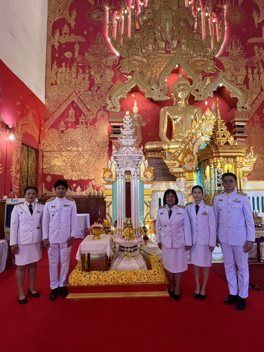จังหวัดขอนแก่น : ถวายเทียนพรรษาและผ้าอาบน้ำฝนพระราชทาน ประจำปี 2568 เนื่องในวันเข้าพรรษา