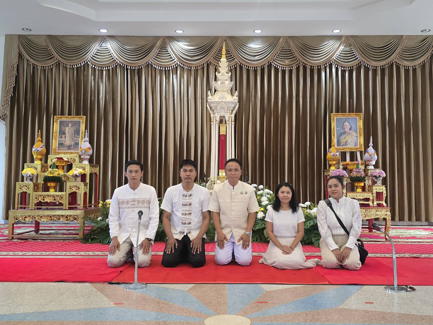 พช.ขอนแก่น : ร่วมพิธีสมโภชเทียนพรรษาและผ้าอาบน้ำฝนพระราชทาน ประจำปี 2568