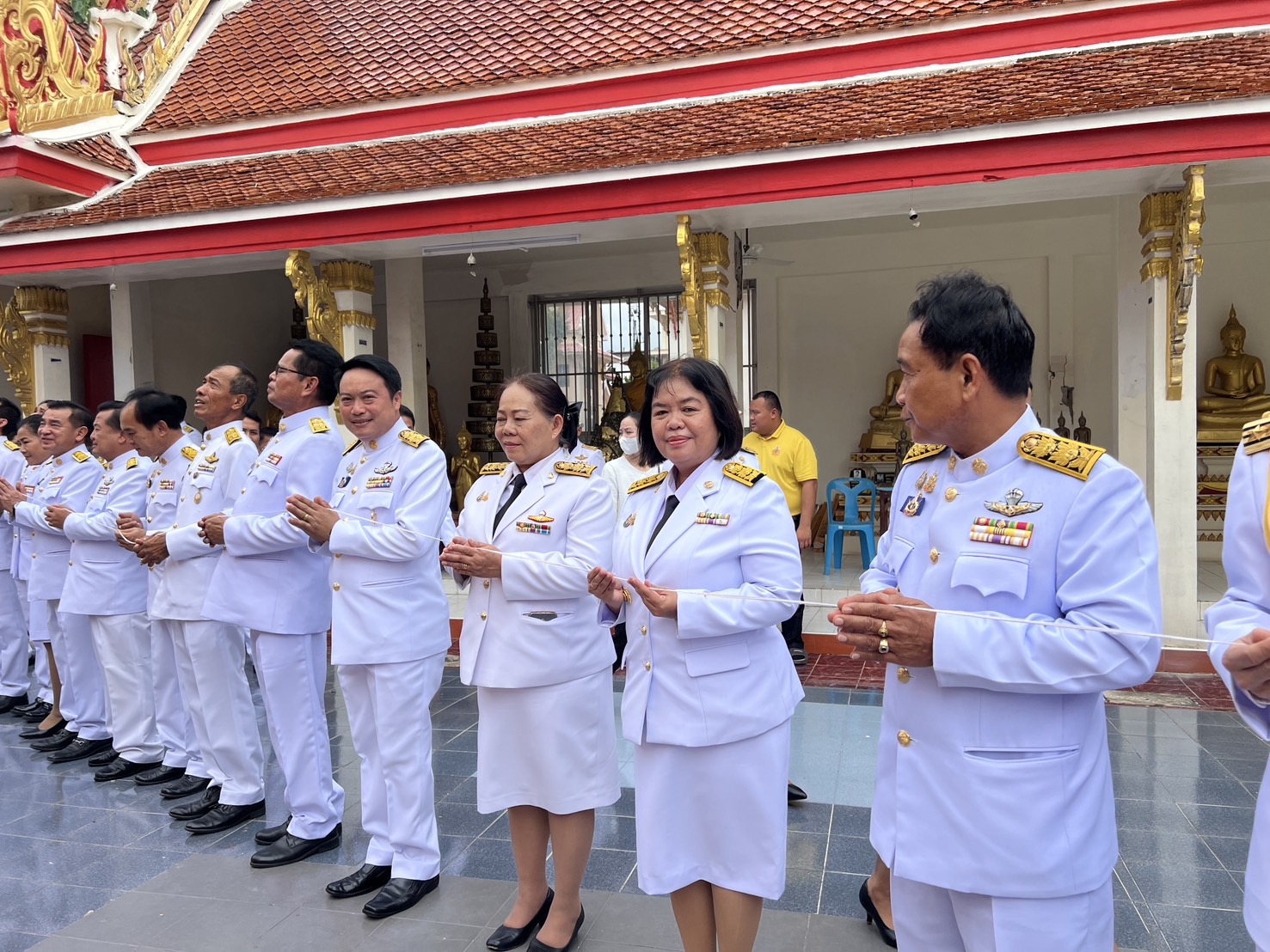 จังหวัดขอนแก่น : ถวายเทียนพรรษาและผ้าอาบน้ำฝนพระราชทาน ประจำปี 2568 เนื่องในวันเข้าพรรษา