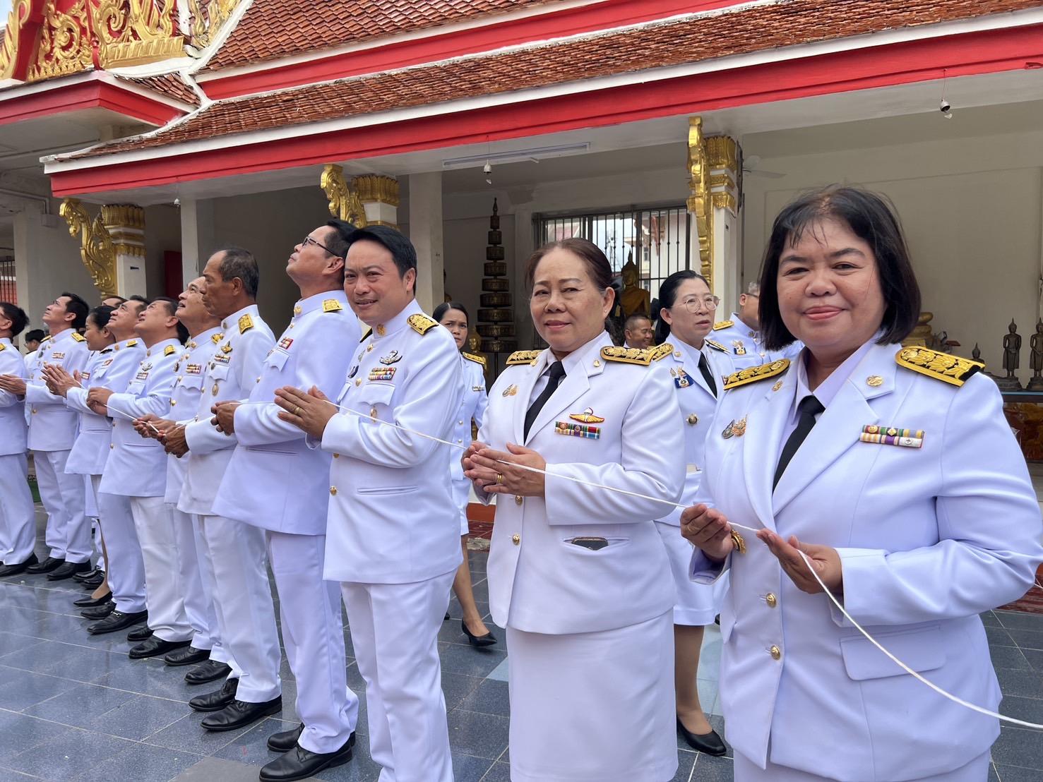 จังหวัดขอนแก่น : ถวายเทียนพรรษาและผ้าอาบน้ำฝนพระราชทาน ประจำปี 2568 เนื่องในวันเข้าพรรษา