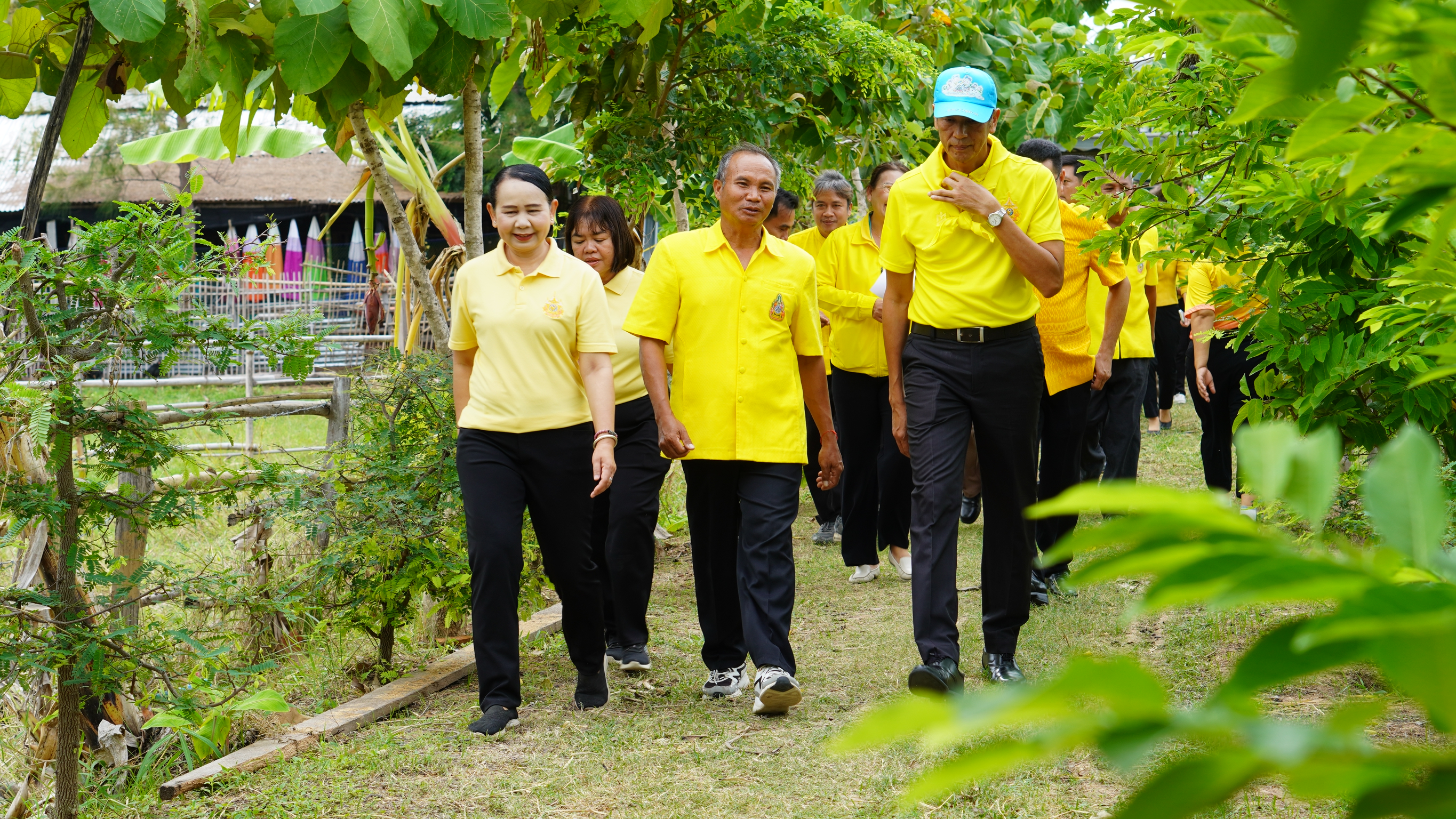 พช.ขอนแก่น : จัดกิจกรรมเฉลิมพระเกียรติพระบาทสมเด็จพระเจ้าอยู่หัว เนื่องในโอกาสมหามงคลเฉลิมพระชนมพรรษาฯ ณ ศูนย์เรียนรู้การพัฒนาคุณภาพชีวิตตามหลักทฤษฎีใหม่ ประยุกต์สู่ “โคก หนอง นา” นายวิสุทธิ์ ศรเสนา