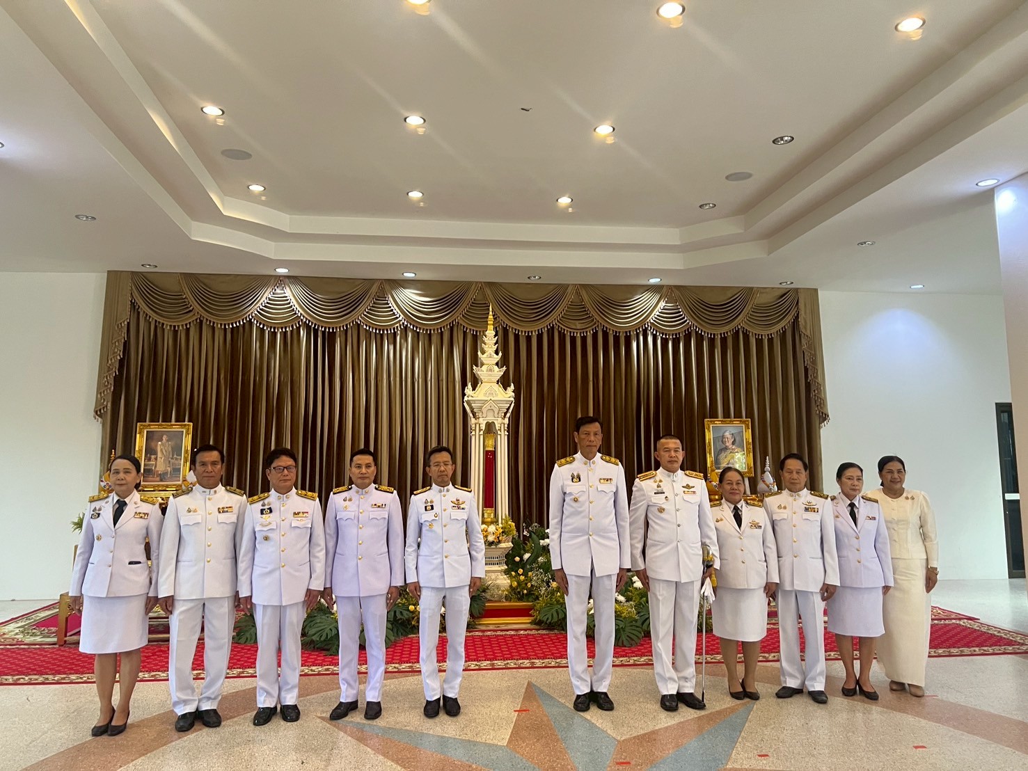 จังหวัดขอนแก่น : จัดพิธีเชิญเทียนพรรษาและผ้าอาบน้ำฝนพระราชทาน จากศาลากลางจังหวัด มาประดิษฐานยังวัดธาตุ พระอารามหลวง เพื่อถวายเป็นพุทธบูชาเนื่องในเทศกาลเข้าพรรษา