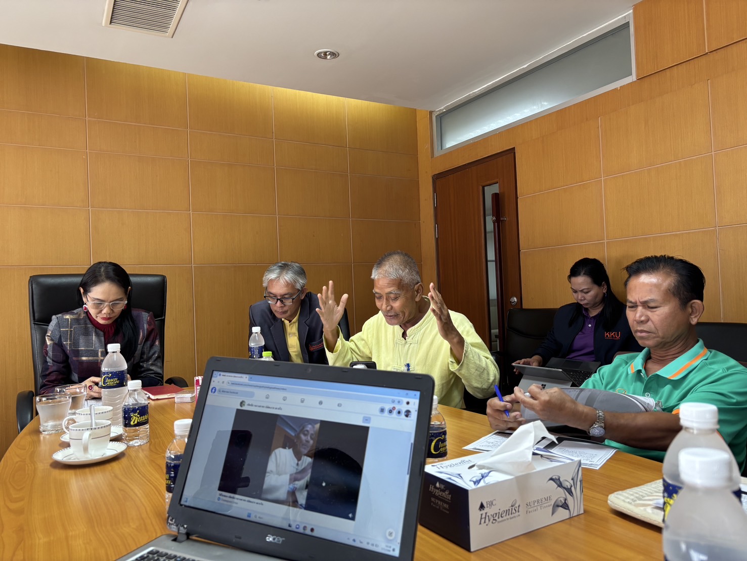 พช.ขอนแก่น : ประชุมคณะทำงานโครงการสร้างถิ่นสู่ดินแดนแห่งสุขสำเร็จ