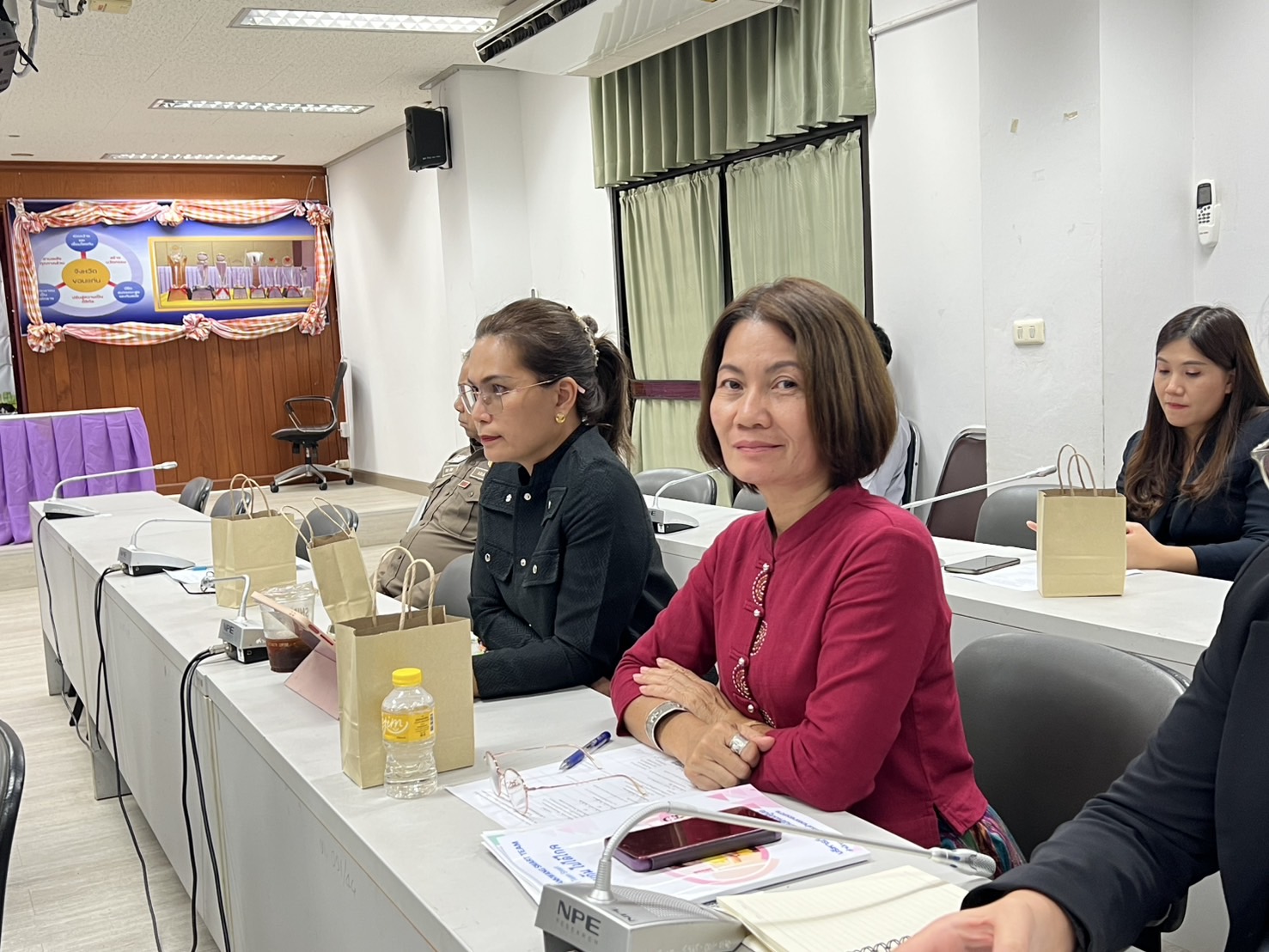 จังหวัดขอนแก่น : ร่วมประชุมชี้แจงแนวทางการดำเนินการโครงการแสงนำใจไทยทั้งชาติ เดิน วิ่ง ปั่น ป้องกันอัมพาต ครั้งที่ 11 เฉลิมพระเกียรติ จังหวัดขอนแก่น ครั้งที่ 1/2568