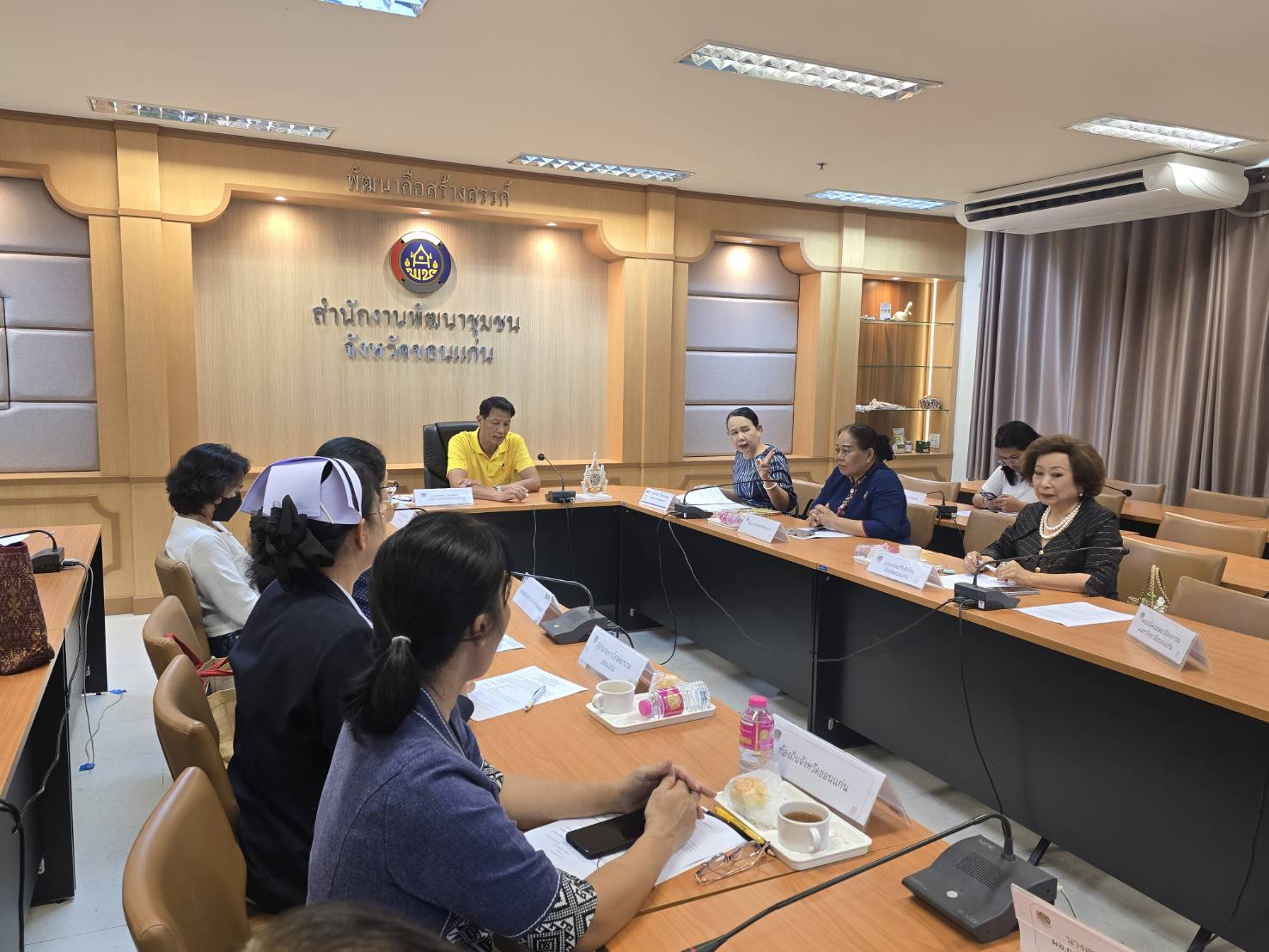 พช.ขอนแก่น : จัดประชุมเตรียมความพร้อมการจัดกิจกรรมเดินแบบผ้าไทยเพื่อการกุศล เพื่อนำรายได้มอบให้โรงพยาบาลขอนแก่น