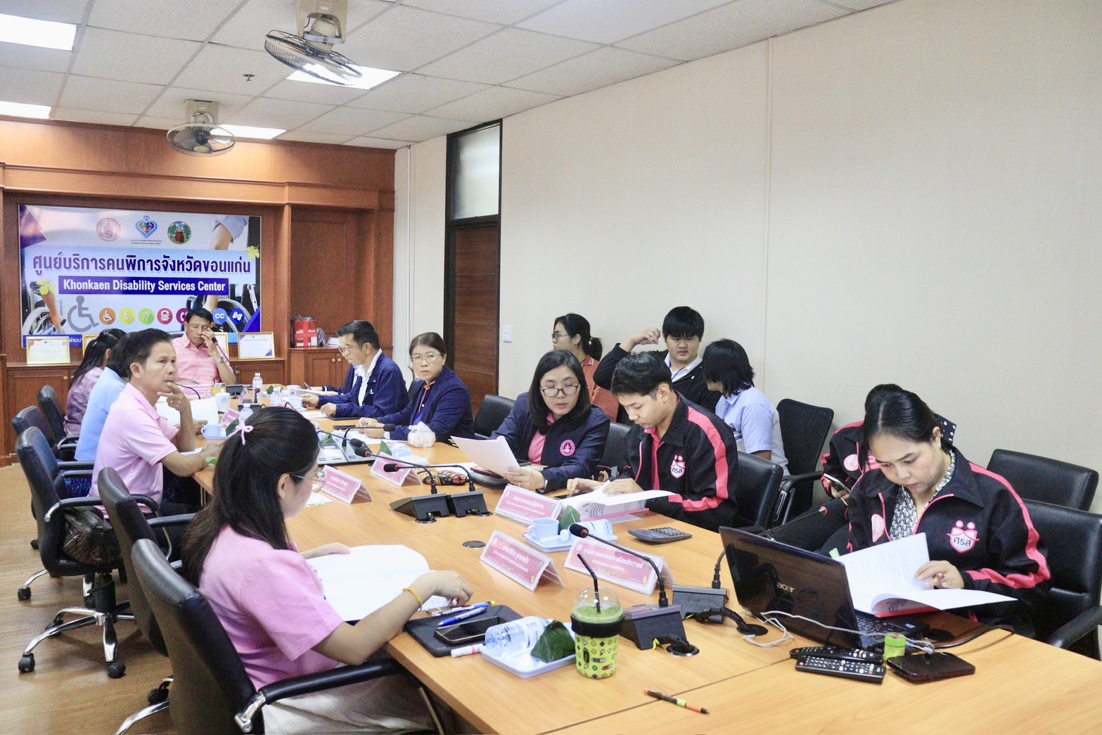 พช.ขอนแก่น : ร่วมประชุมคณะทำงานเพื่อพิจารณากลั่นกรองโครงการที่ขอรับการสนับสนุนและการกู้ยืมเงินทุนประกอบอาชีพจากกองทุนผู้สูงอายุ และโครงการปรับสภาพแวดล้อมและสิ่งอำนวยความสะดวกสำหรับผู้สูงอายุในพื้นที่จังหวัดขอนแก่น ครั้งที่ 4/2568