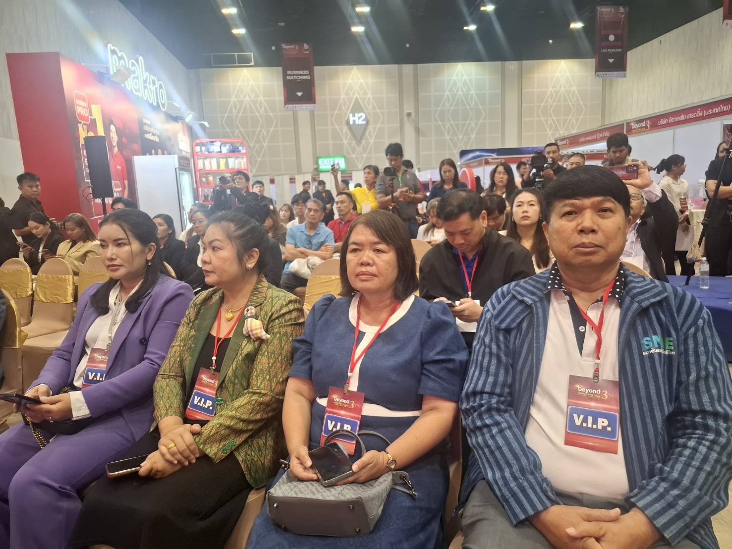 พช.ขอนแก่น : เข้าร่วมพิธีเปิดงาน BEYOND FOOD EXPO 2025 งานแสดงสินค้าและเจรจาธุรกิจเพื่ออุตสาหกรรมอาหารในกลุ่มประเทศลุ่มแม่น้ำโขงครั้งที่ 3