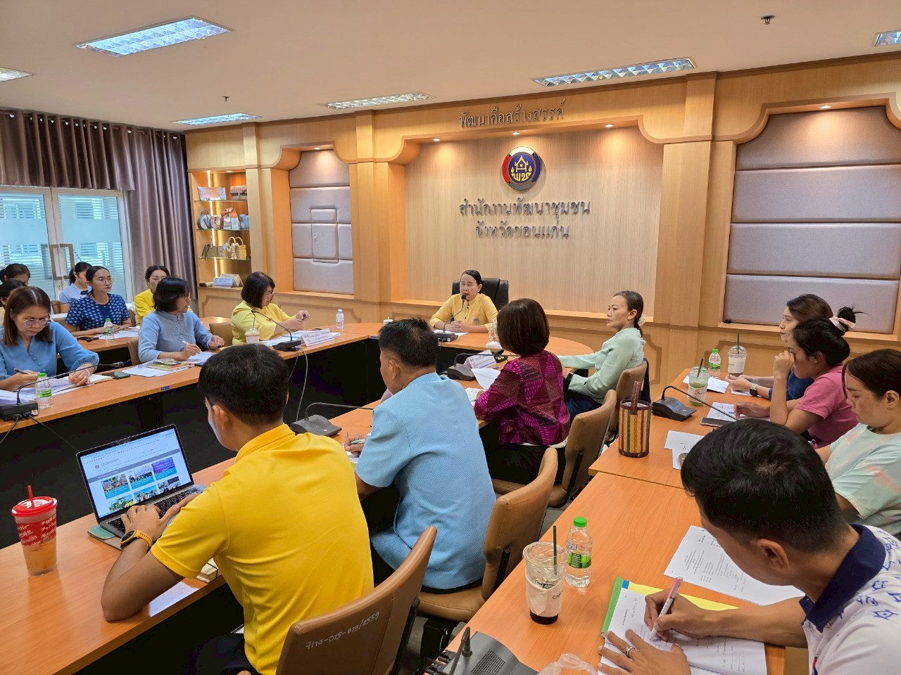 พช.ขอนแก่น : จัดประชุมคณะทำงานสนับสนุนการประกวดผ้าลายพระราชทาน “ผ้าลายสิริราชพัสตราภรณ์” และงานหัตถกรรม ระดับจังหวัด ประจำปี 2568 ครั้งที่ 1/2568
