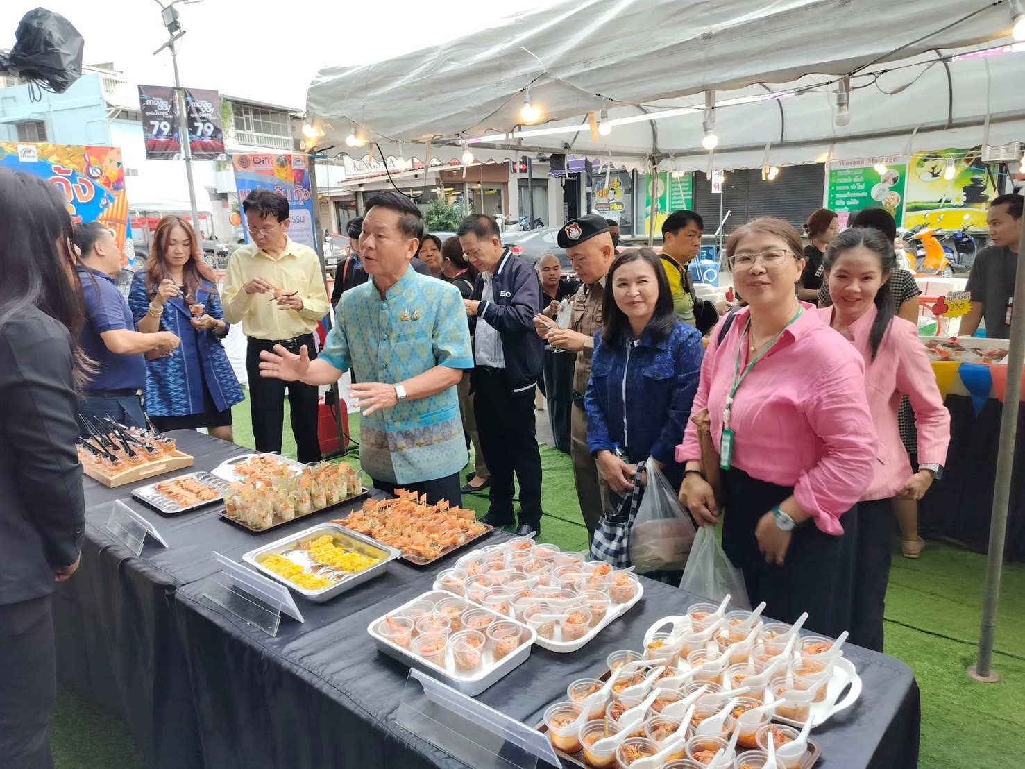 พช.ขอนแก่น : ร่วมงาน “แก่น กิน กุ้ง” (Khon Kaen Shrimp-Tastic) กิจกรรมรณรงค์การบริโภคกุ้ง ภายในประเทศ ภายใต้ โครงการพัฒนาและส่งเสริม ศักยภาพการแข่งขันสินค้าประมง ปี 2568