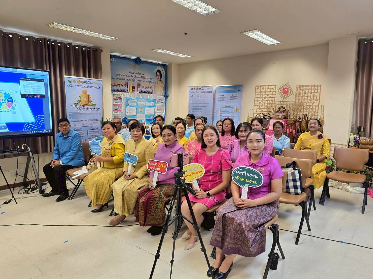 พช.ขอนแก่น : เสนอผลงานนวัตกรรม “7C : Innovation for Smarter CDD Khonkaen” บนเวที CDCA ระดับภาค ต้นแบบการเปลี่ยนผ่านงานพัฒนาชุมชน ด้วยนวัตกรรมสร้างสรรค์เพื่อชุมชน