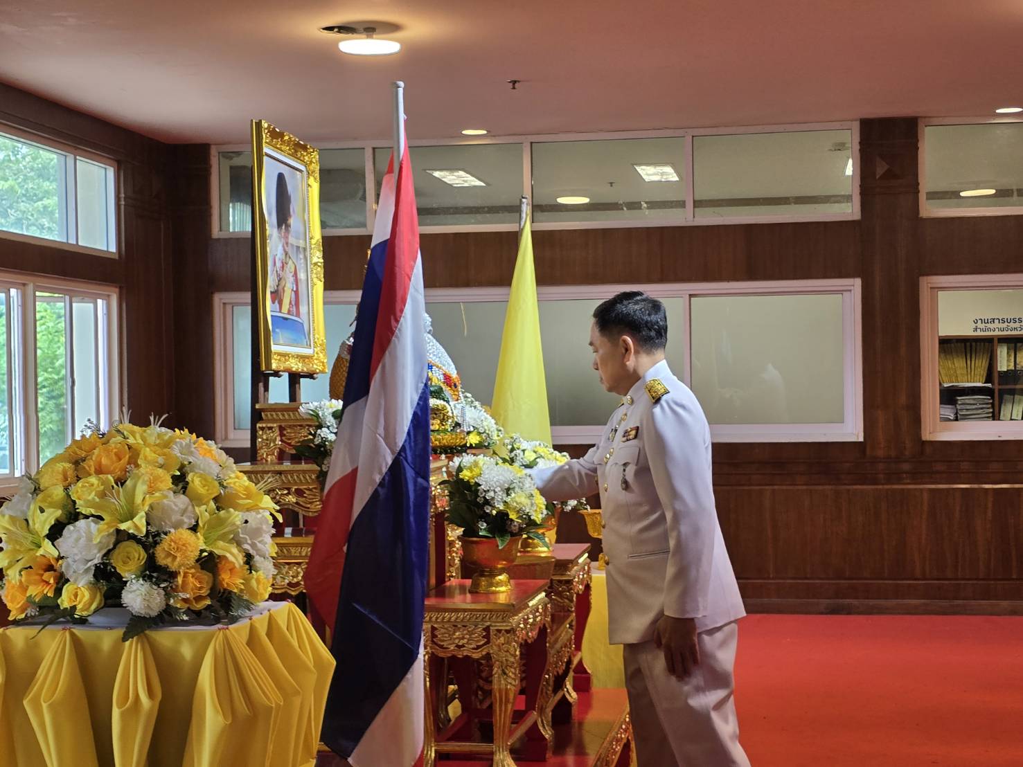 จังหวัดขอนแก่น : พระบาทสมเด็จพระเจ้าอยู่หัว พระราชทานเงินช่วยเหลือครอบครัวกำลังพลที่เสียชีวิตจากเหตุการณ์สู้รบตามแนวชายแดนไทย – กัมพูชา