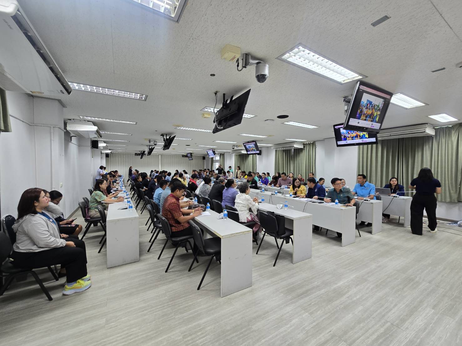 พช.ขอนแก่น : ร่วมประชุมคณะกรรมการและคณะอนุกรรมการจัดงานเทศกาลไหมนานาชาติ ประเพณีผูกเสี่ยว งานกาชาดจังหวัดขอนแก่น และงานขอนแก่นซอฟต์พาวเวอร์ ประจำปี 2568 ครั้งที่ 1/2568