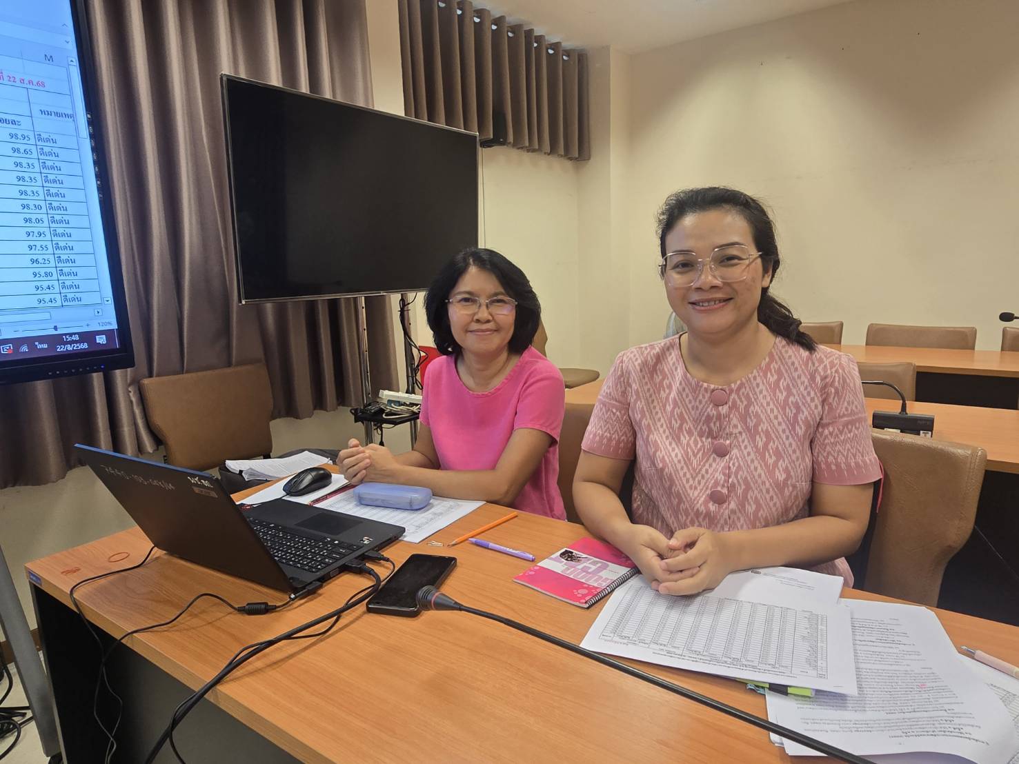 พช.ขอนแก่น : จัดประชุมสรุปผลการดำเนินงานตามบันทึกข้อตกลงตัวชี้วัดและค่าเป้าหมายการประเมิลผลการปฏิบัติราชการสำนักงานพัฒนาชุมชนอำเภอ รอบการประเมินที่ 2 ปีงบประมาณ พ.ศ.2568