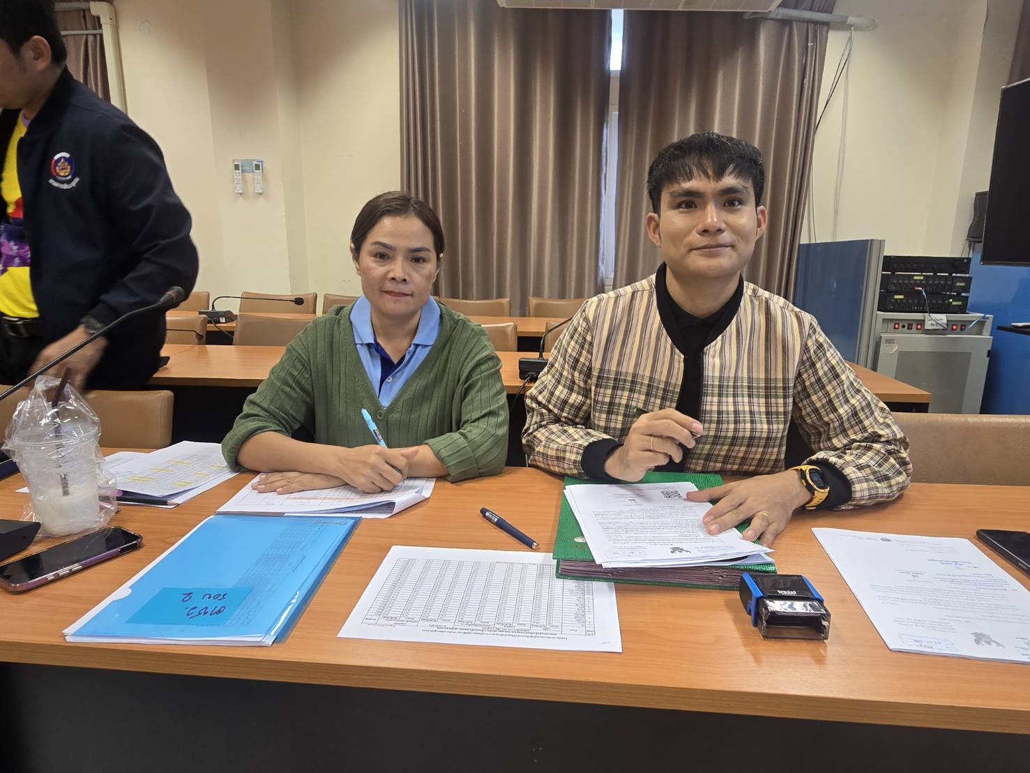 พช.ขอนแก่น : จัดประชุมสรุปผลการดำเนินงานตามบันทึกข้อตกลงตัวชี้วัดและค่าเป้าหมายการประเมิลผลการปฏิบัติราชการสำนักงานพัฒนาชุมชนอำเภอ รอบการประเมินที่ 2 ปีงบประมาณ พ.ศ.2568
