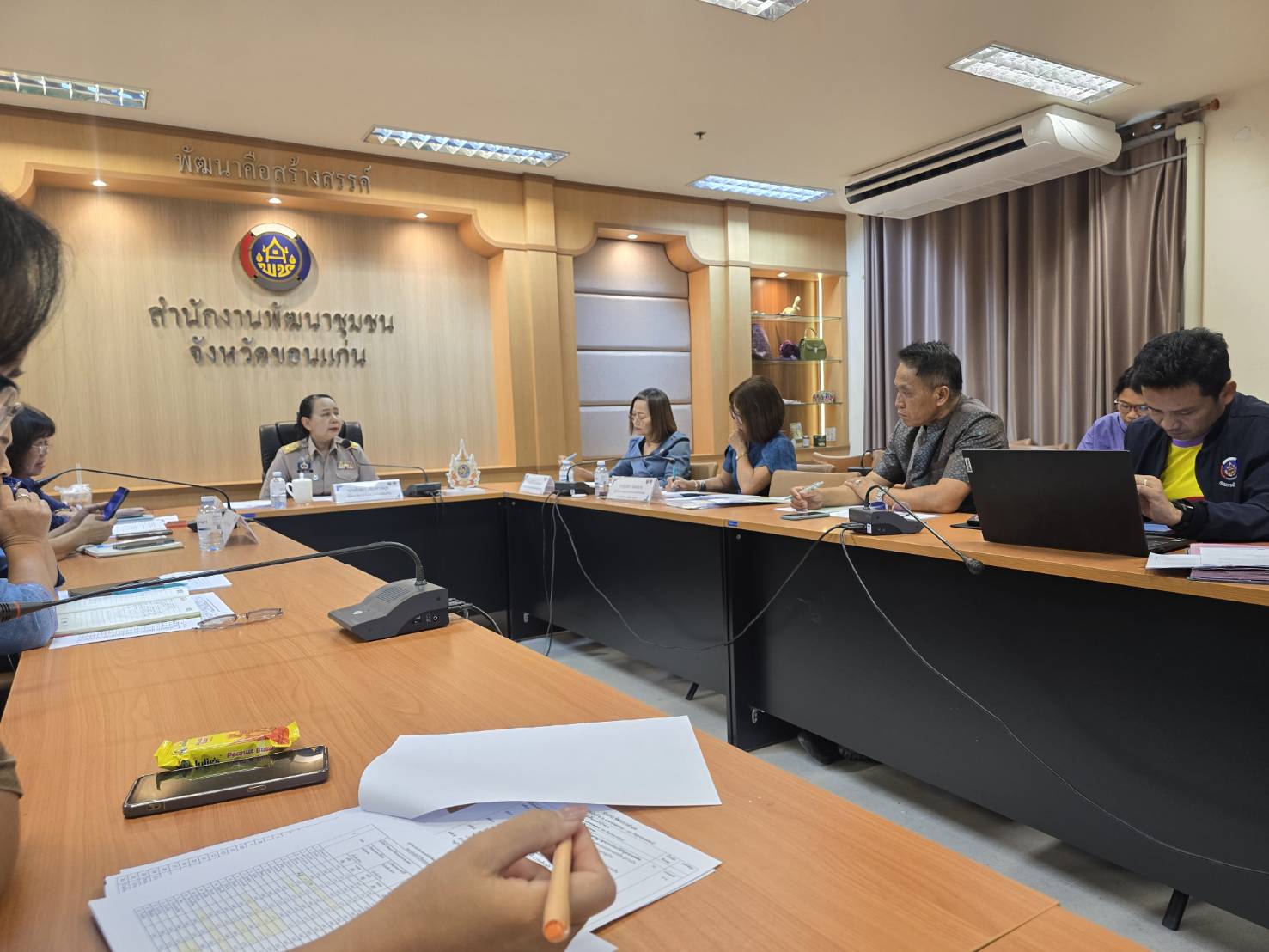พช.ขอนแก่น : จัดประชุมสรุปผลการดำเนินงานตามบันทึกข้อตกลงตัวชี้วัดและค่าเป้าหมายการประเมิลผลการปฏิบัติราชการสำนักงานพัฒนาชุมชนอำเภอ รอบการประเมินที่ 2 ปีงบประมาณ พ.ศ.2568