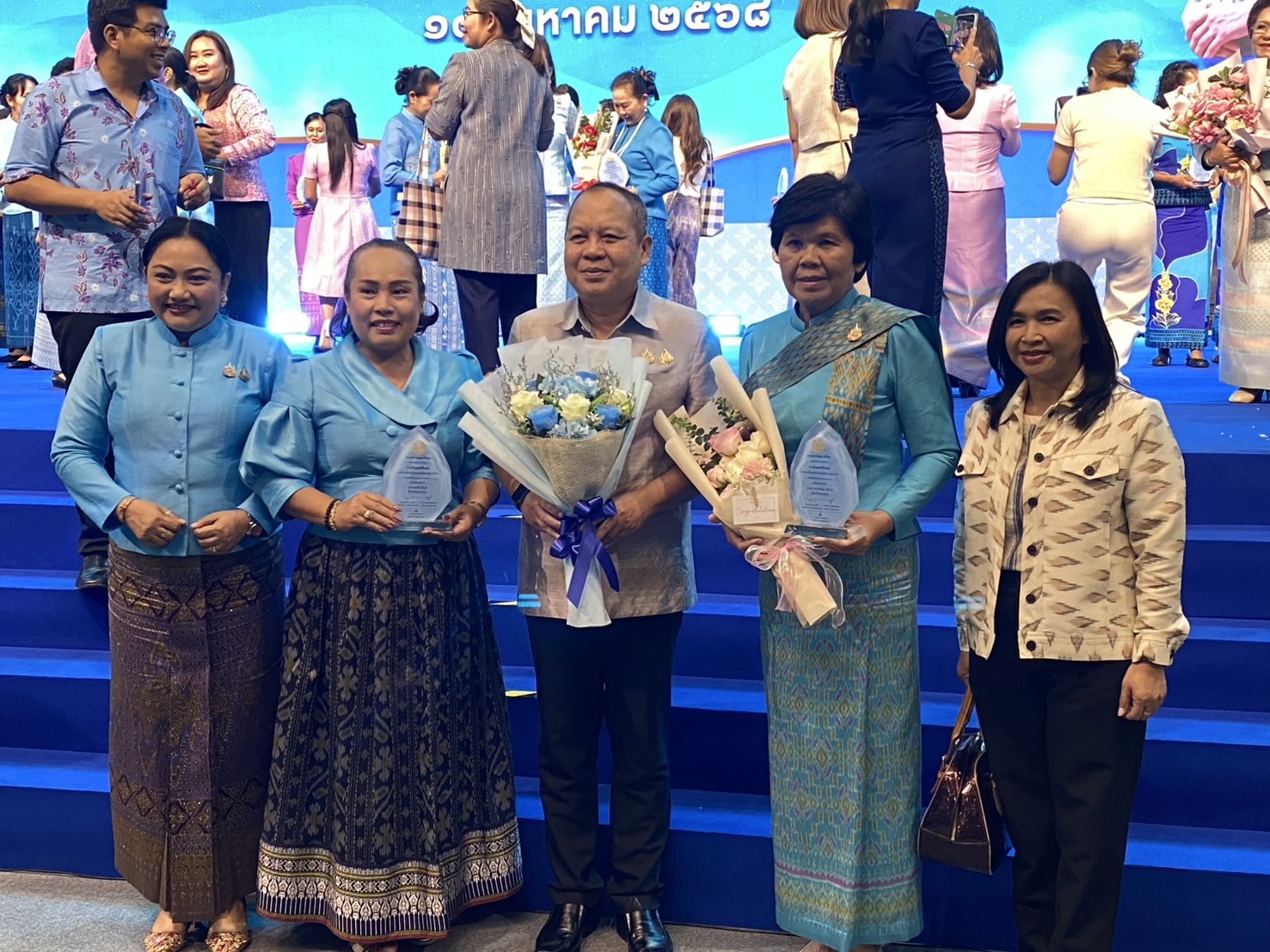 จังหวัดขอนแก่น : รับรางวัลสตรีดีเด่น ด้านการขับเคลื่อนนโยบายกระทรวงมหาดไทย ประจำปี 2568
