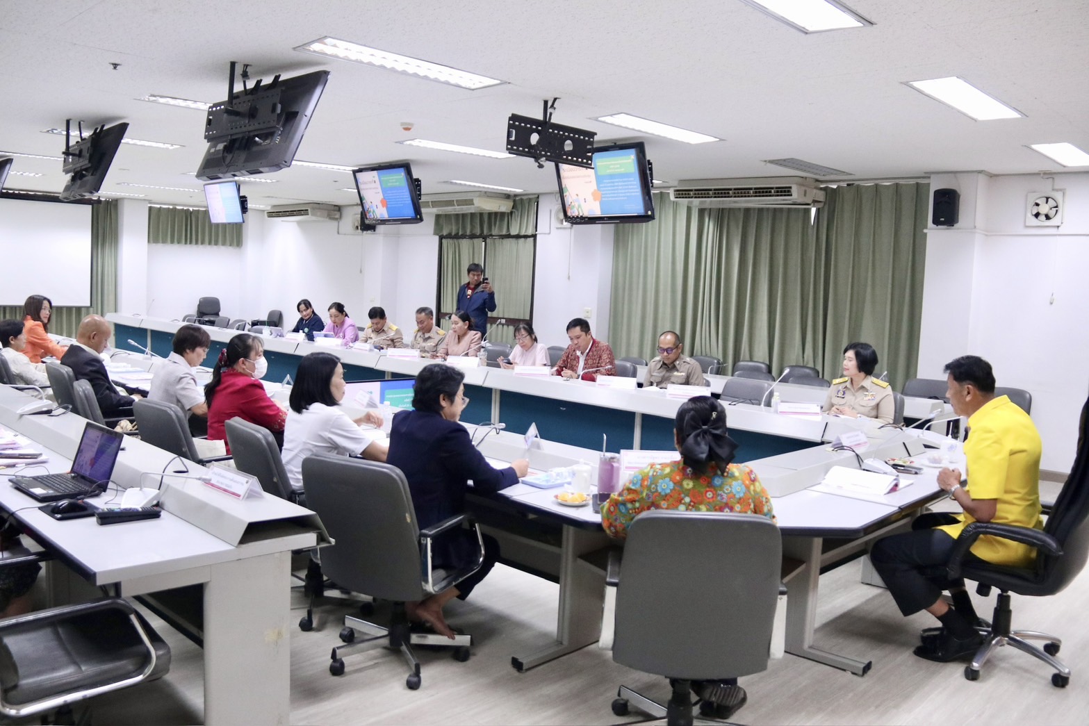 พช.ขอนแก่น : ร่วมประชุมคณะกรรมการคุ้มครองเด็กจังหวัดขอนแก่น ครั้งที่ 2/2568