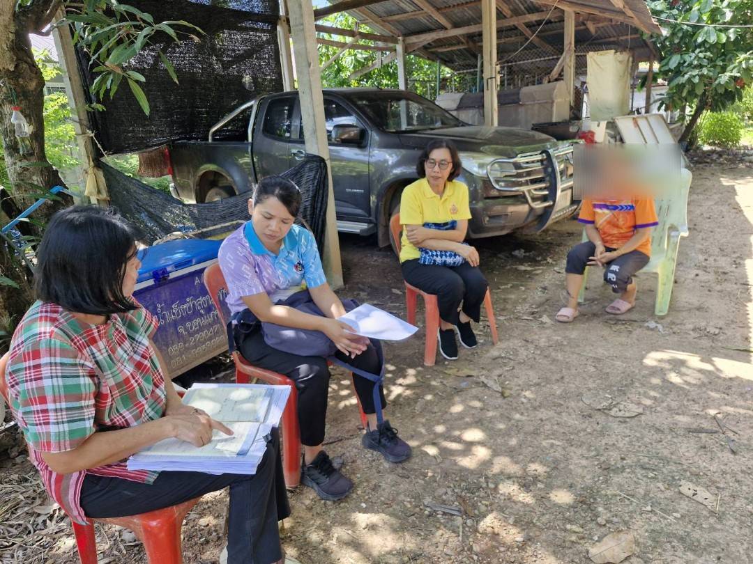 พช.ขอนแก่น : ลงพื้นที่ติดตามและสนับสนุนการดำเนินงาน การบริหารจัดการหนี้ค้างเกินกำหนดชำระ กองทุนพัฒนาบทบาทสตรี (คลินิกแก้หนี้สตรี คุณพร้อมจ่าย เราพร้อมจบ DEBT Clinic By CDK) ณ พื้นที่อำเภอกระนวน