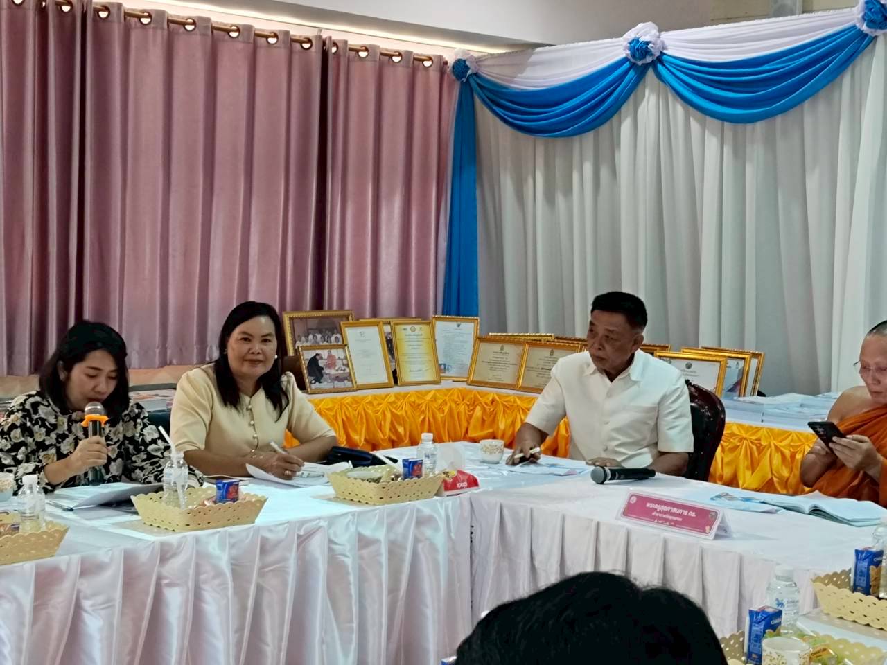 พช.ขอนแก่น : ร่วมประชุมหารือการขับเคลื่อน “โครงการเสริมสร้างพลังวัดพัฒนาคุณภาพชีวิตกลุ่มเปาะบาง”