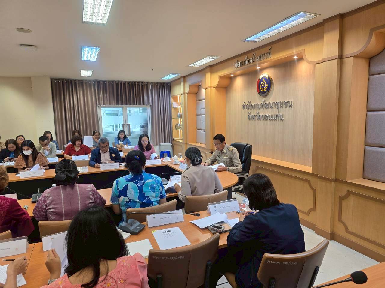 พช.ขอนแก่น : ประชุมคณะทำงานจัดกิจกรรมการเดินแบบผ้าไทยเพื่อการกุศล “ราตรีผ้าไทย สานใจสู่โรงพยาบาลขอนแก่น”ครั้งที่ 1/2568