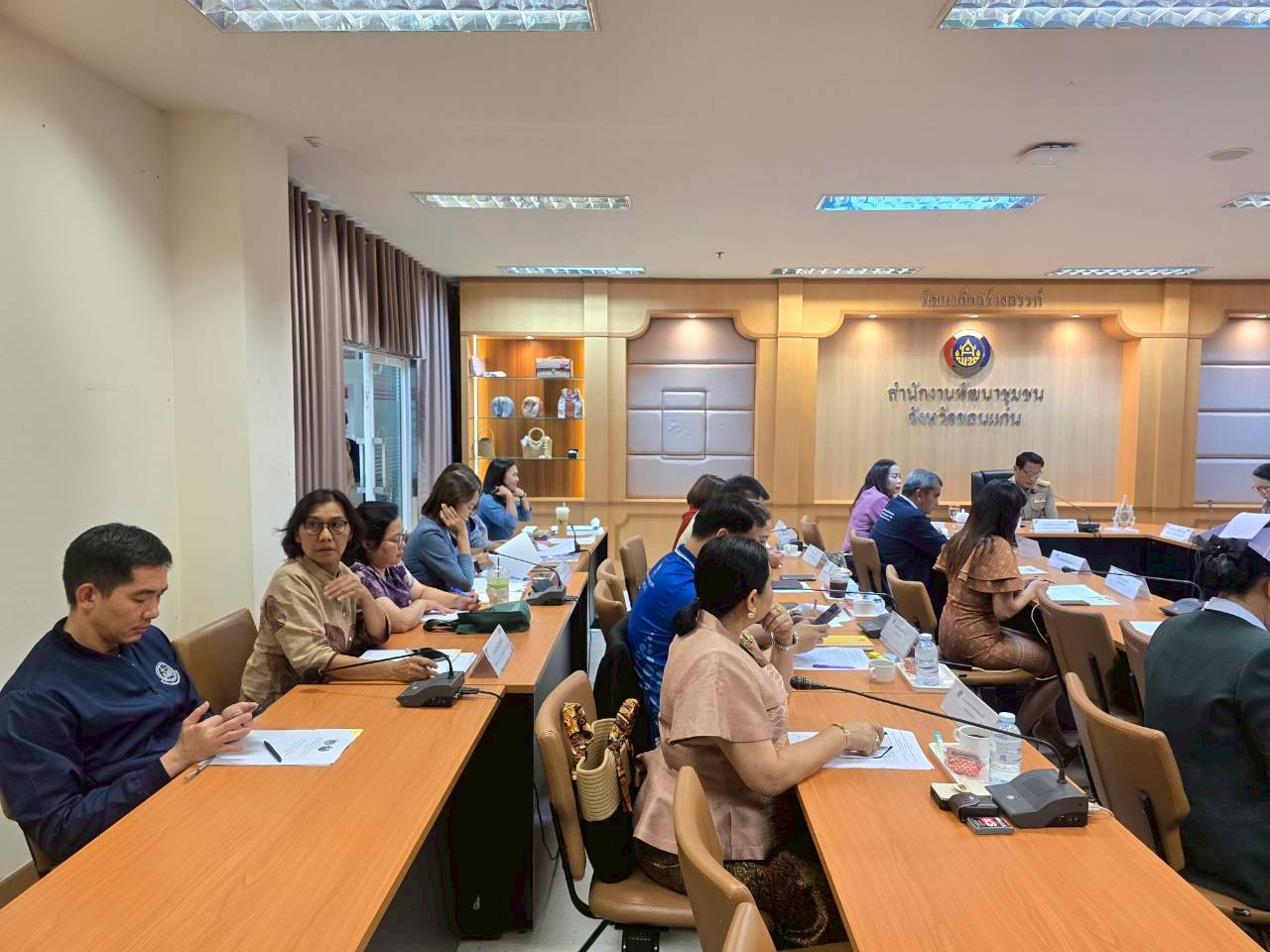 พช.ขอนแก่น : ประชุมคณะทำงานจัดกิจกรรมการเดินแบบผ้าไทยเพื่อการกุศล “ราตรีผ้าไทย สานใจสู่โรงพยาบาลขอนแก่น”ครั้งที่ 1/2568