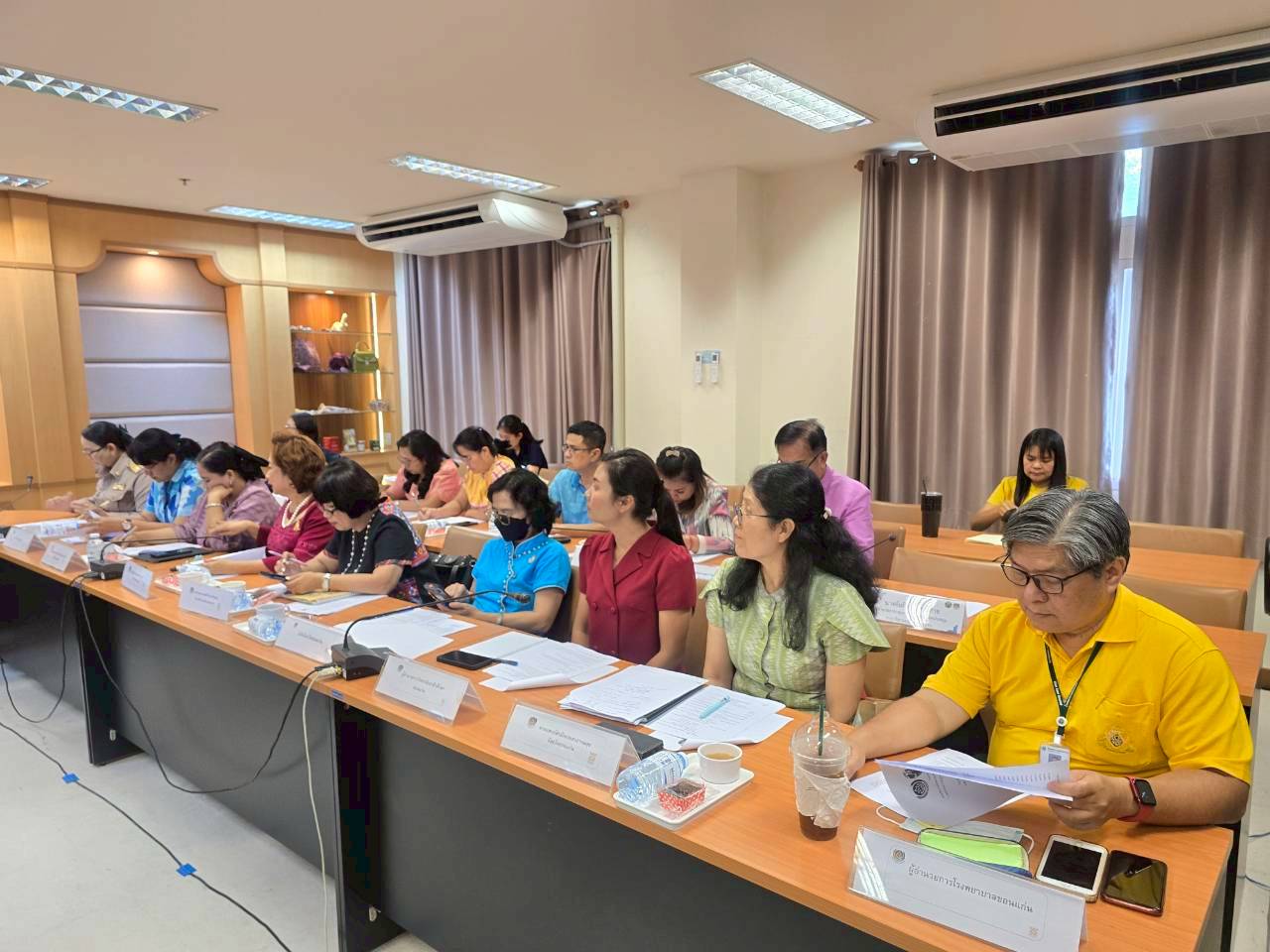 พช.ขอนแก่น : ประชุมคณะทำงานจัดกิจกรรมการเดินแบบผ้าไทยเพื่อการกุศล “ราตรีผ้าไทย สานใจสู่โรงพยาบาลขอนแก่น”ครั้งที่ 1/2568
