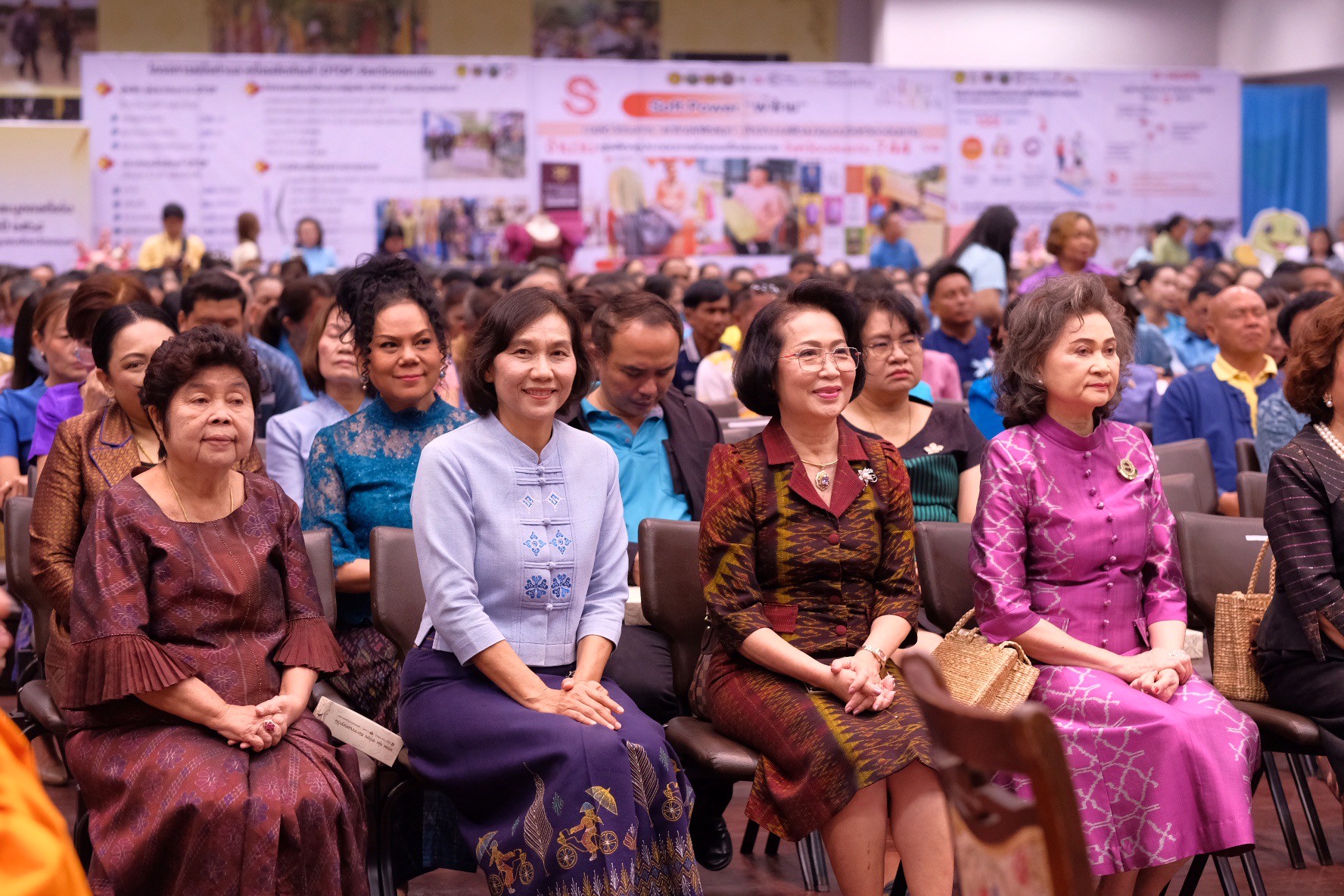 พช.ขอนแก่น : จัด “มหกรรมความสำเร็จการพัฒนาคุณภาพชีวิตของประชาชน” ประจำปี 2568 พร้อมเวทีเสวนาและพิธีมอบรางวัลเชิดชูเกียรติ รวมกว่า 70 รางวัล