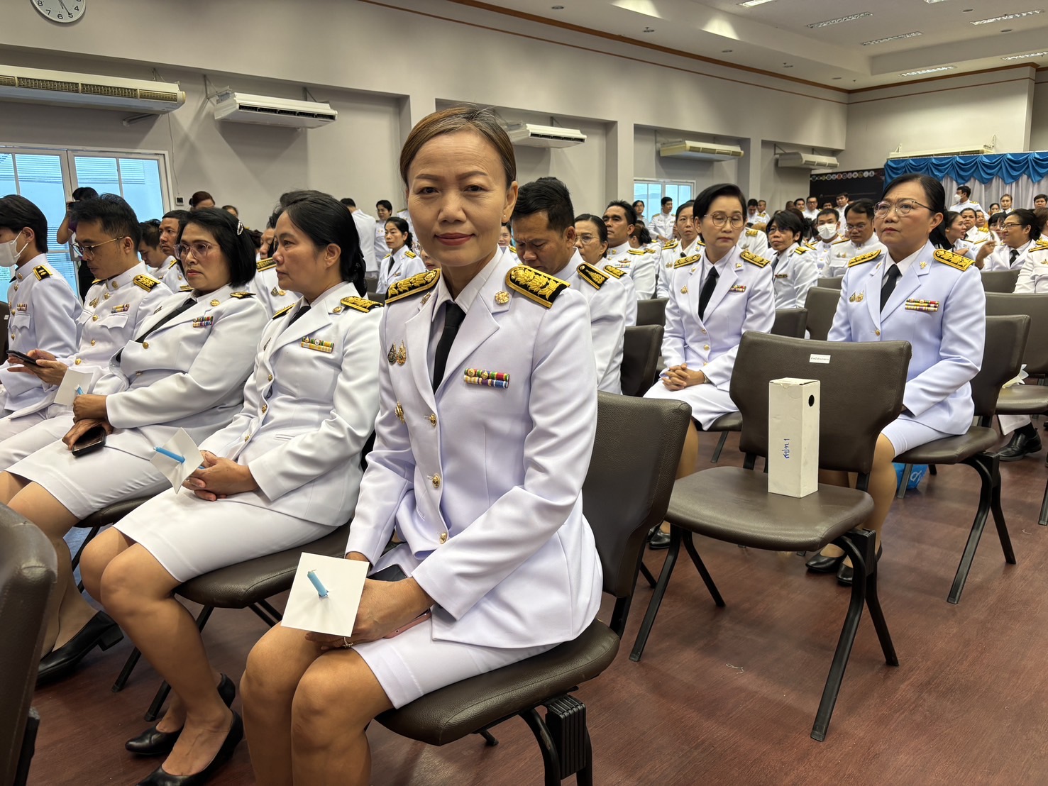 จังหวัดขอนแก่น : ประกอบพิธีถวายเครื่องราชสักการะและวางพานพุ่ม พิธีจุดเทียนถวายพระพรชัยมงคล สมเด็จพระนางเจ้าสิริกิติ์ พระบรมราชินีนาถ พระบรมราชชนนีพันปีหลวง เนื่องในโอกาสวันเฉลิมพระชนมพรรษา 12 สิงหาคม 2568